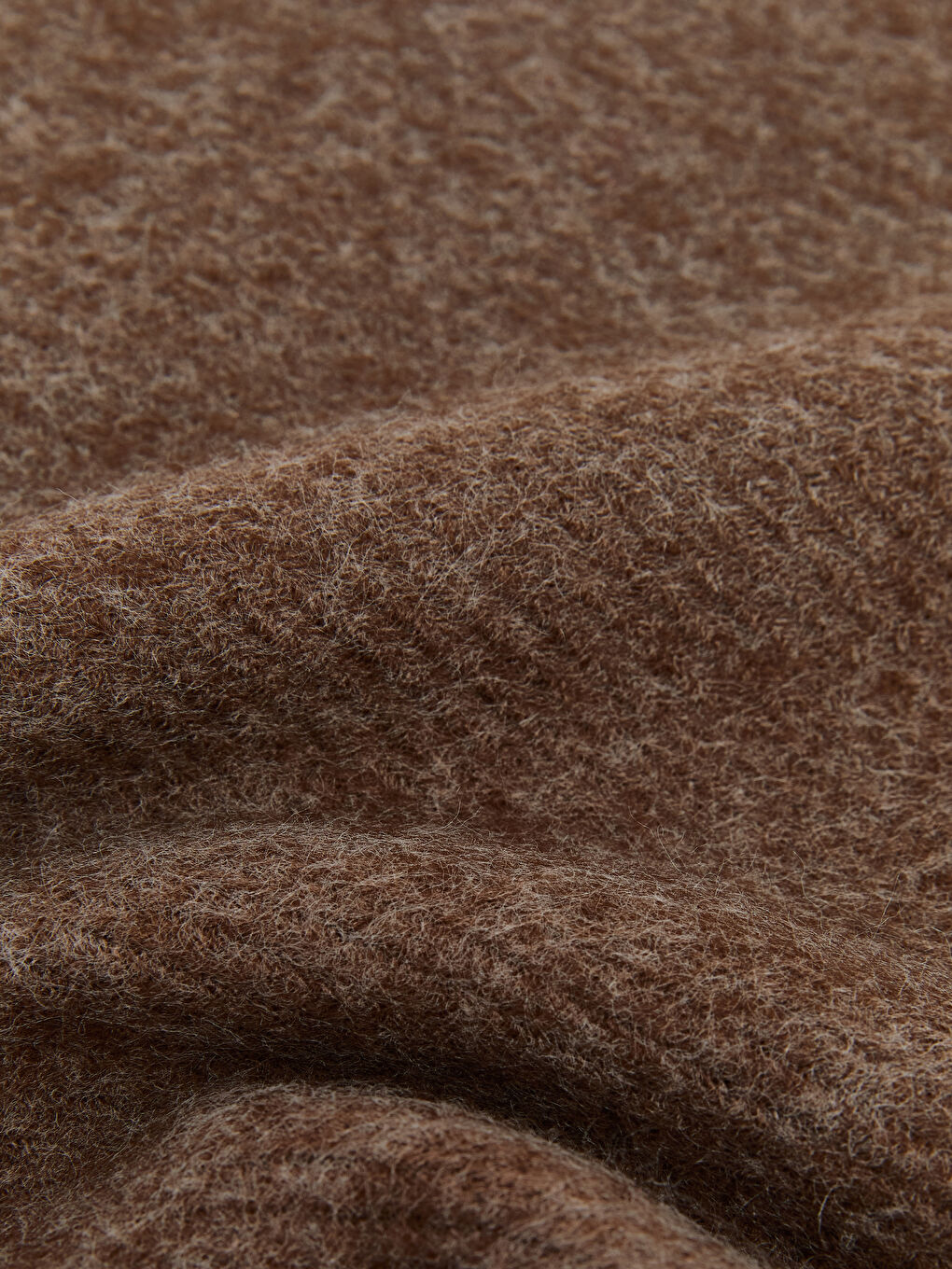 Kahverengi Püsküllü Kız Çocuk Atkı -2