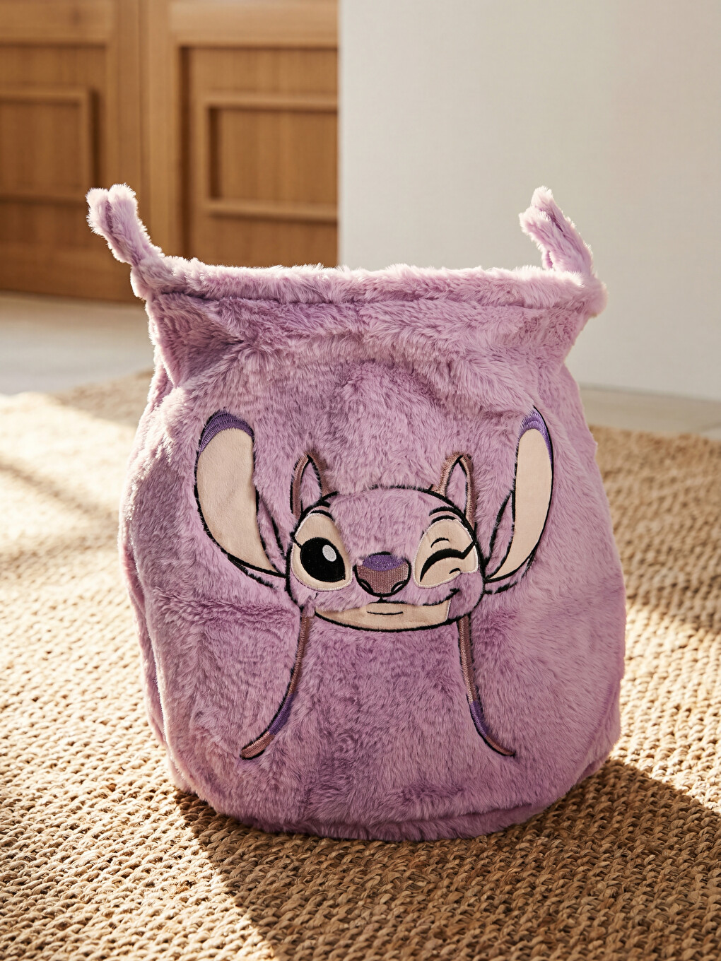 Karışık Stitch Nakışlı Çamaşır Sepeti