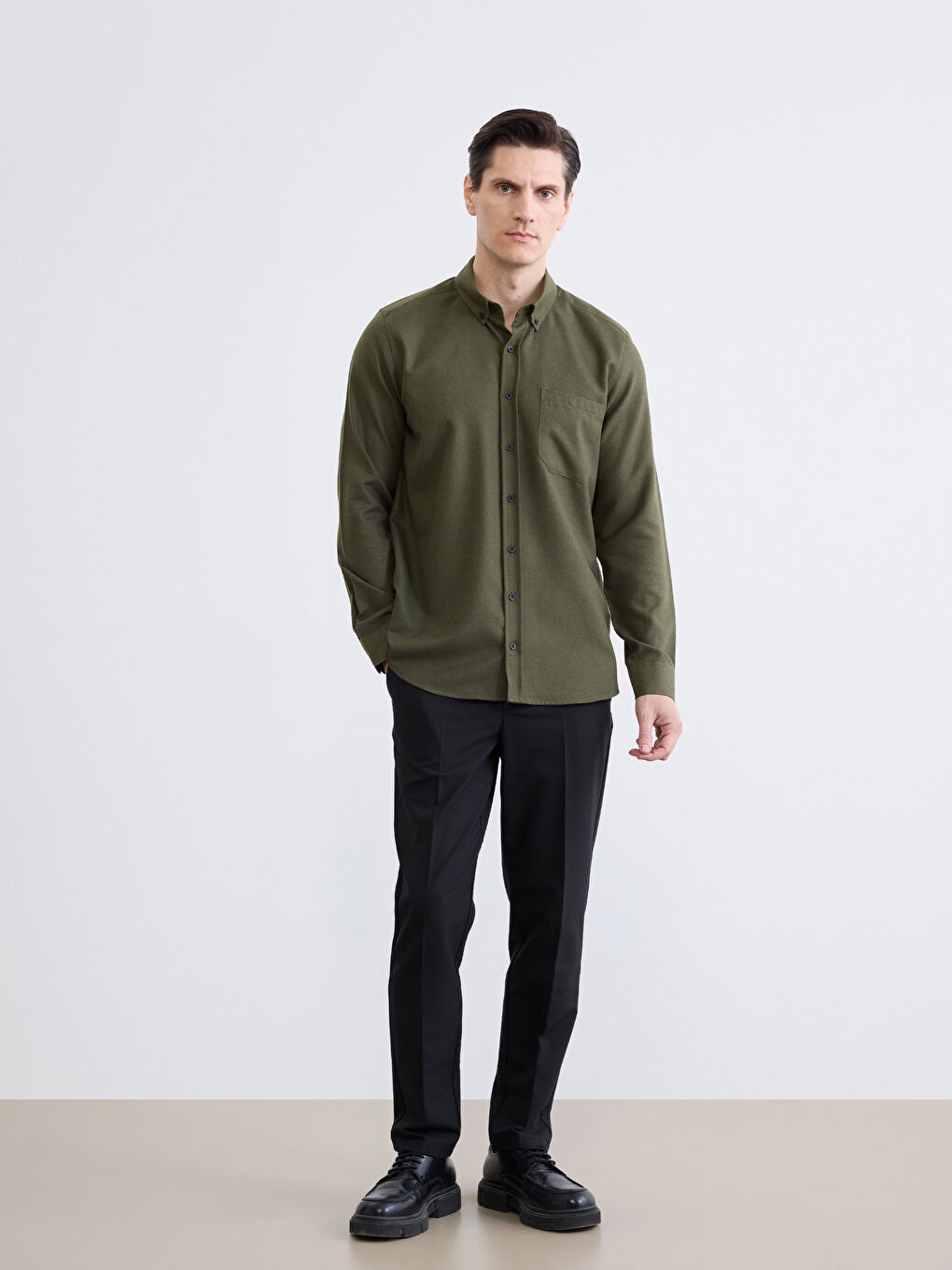 Haki Regular Fit Gabardin Erkek Gömlek-1