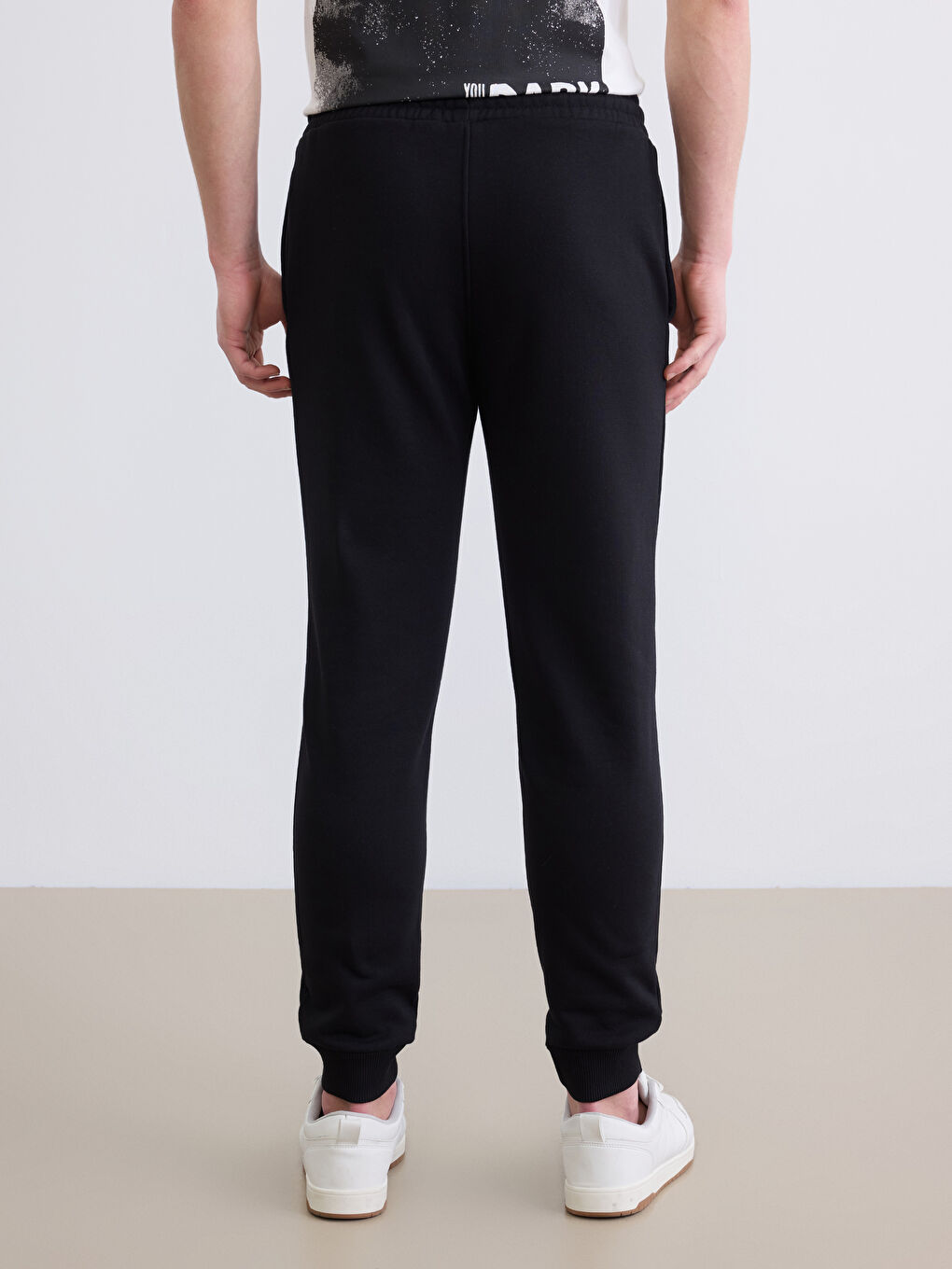 Siyah Standart Kalıp Erkek Jogger Eşofman Altı-3