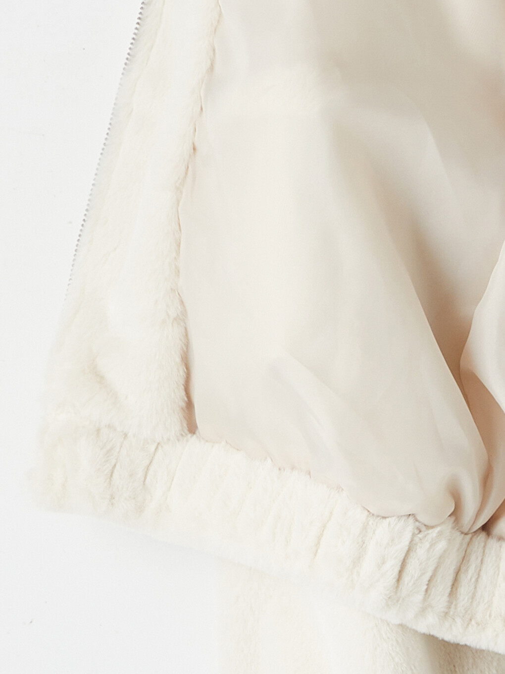Woman White Faux Fur Coat-7