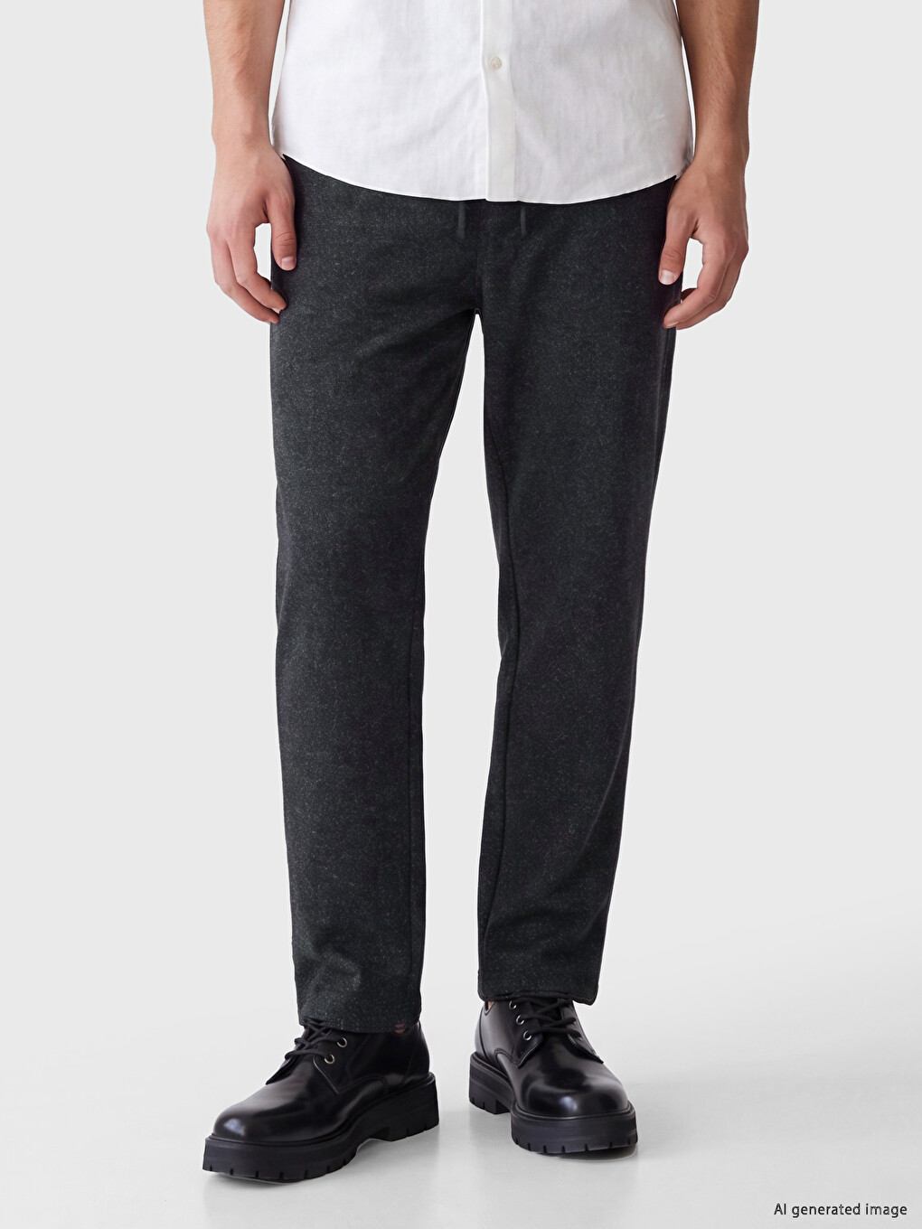 Siyah Regular Fit Erkek Eşofman Altı