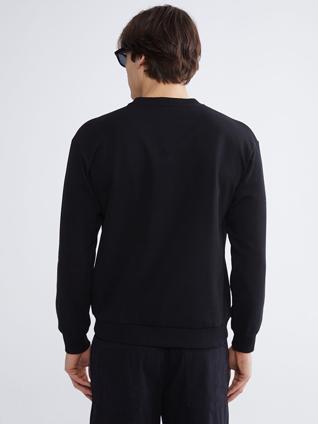 Siyah Bisiklet Yaka Erkek Sweatshirt-3