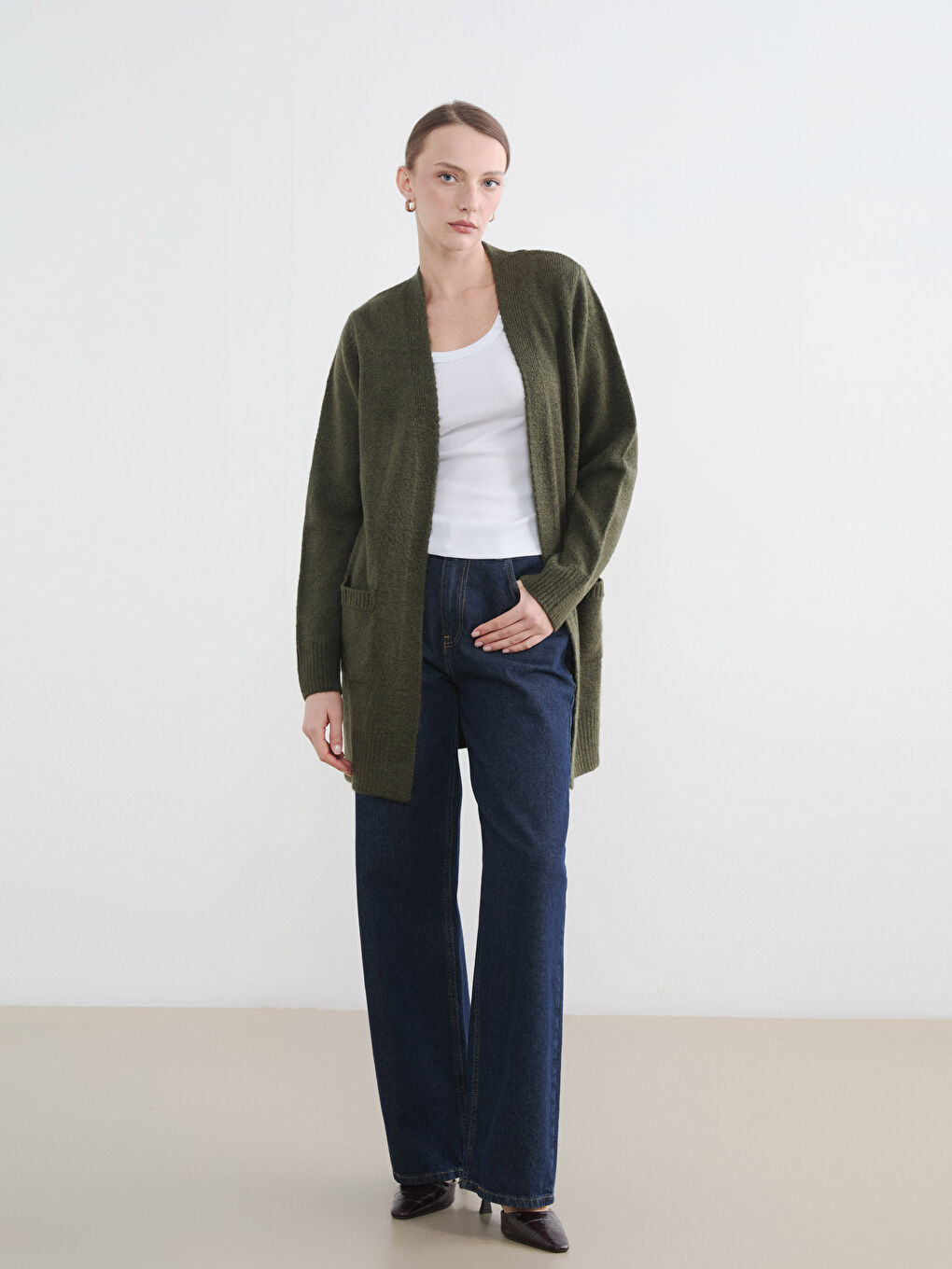 Haki V Yaka Kadın Triko Hırka-1