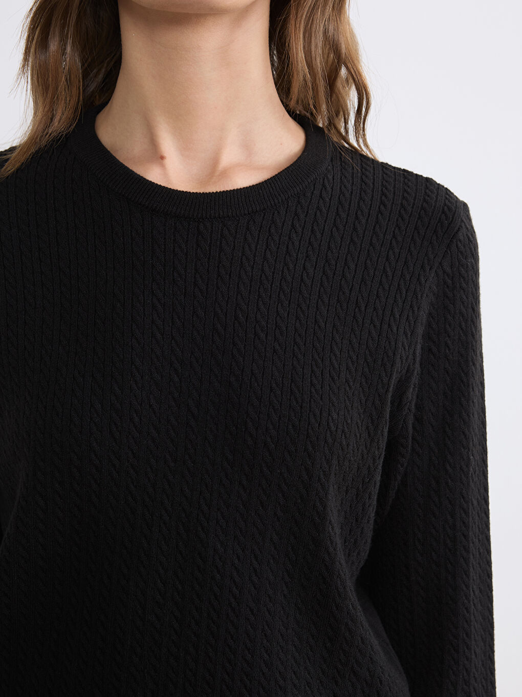 Siyah Bisiklet Yaka Desenli Kadın Triko Kazak	-2