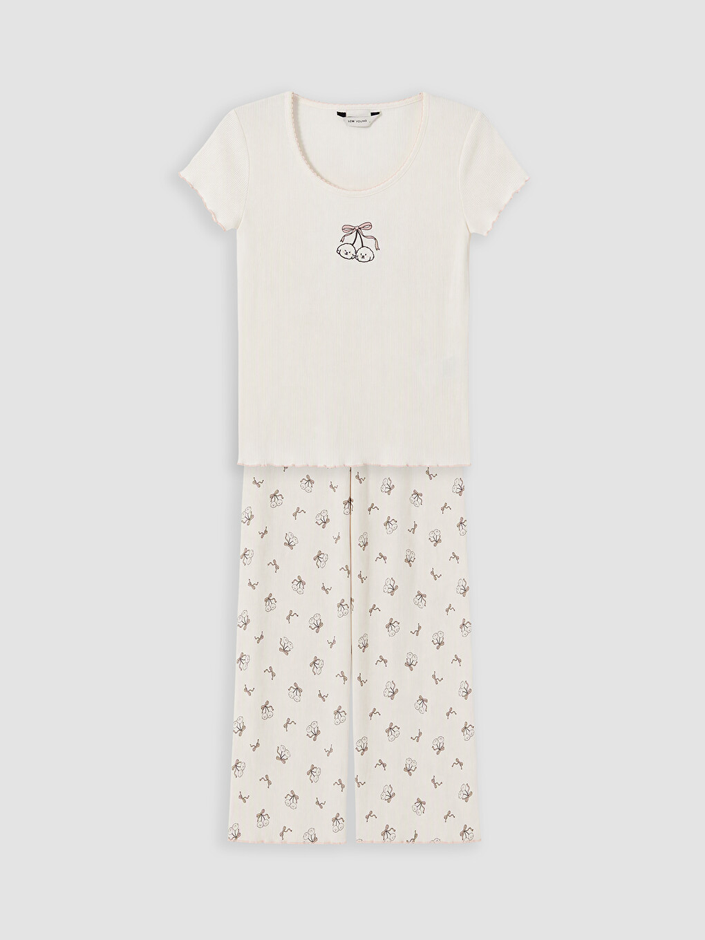 Pembe U Yaka Nakışlı Pijama Takım