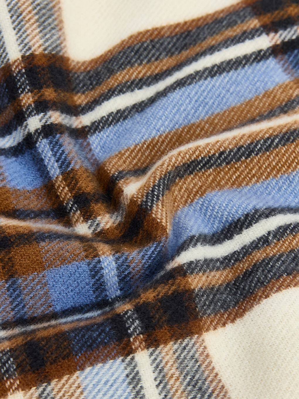 Plaid Patterned Women's Scarf-2
