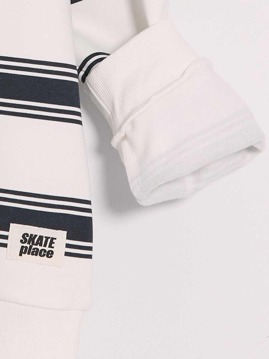 Striped Boys' Thick Sweatshirt-2
