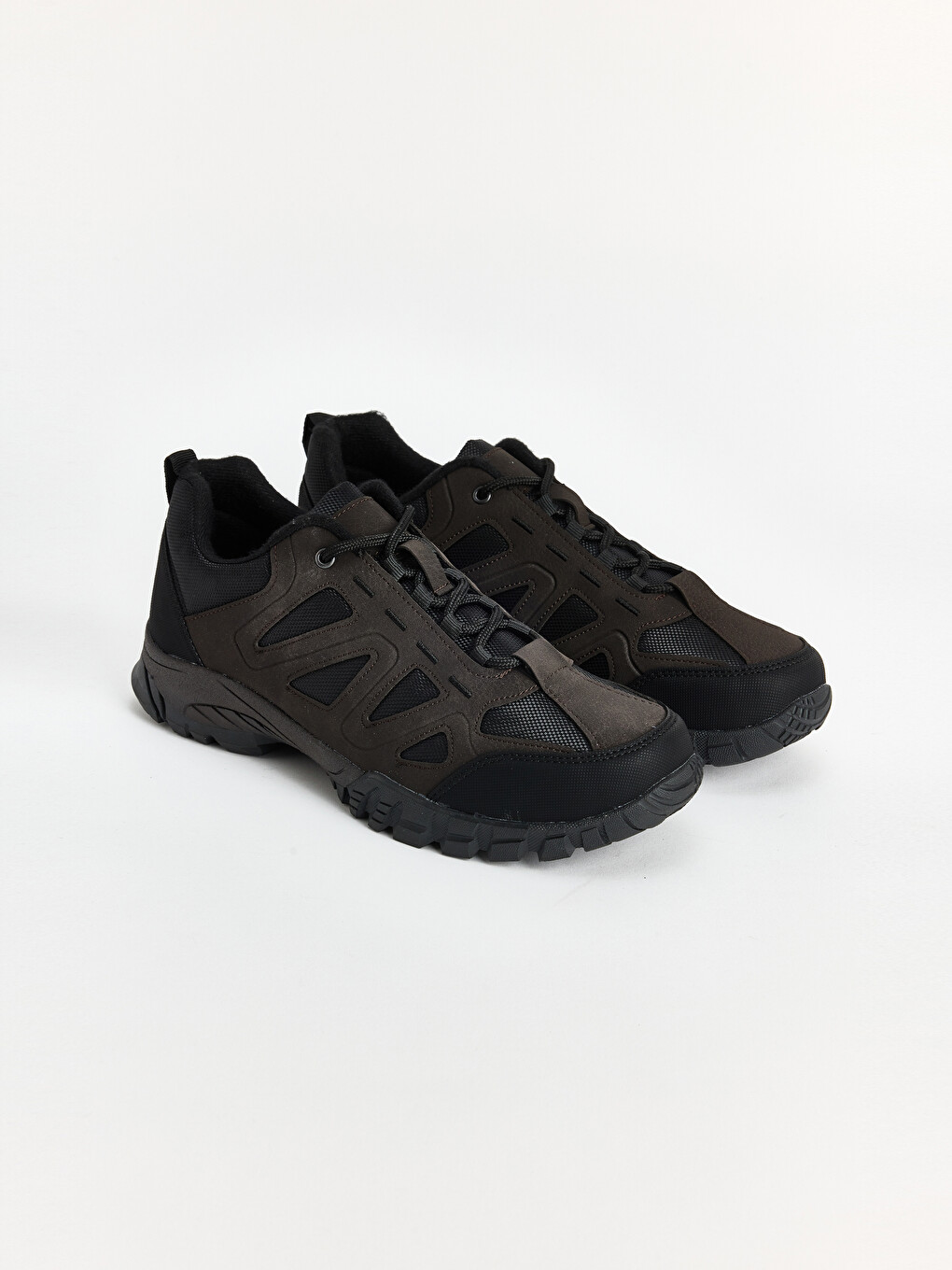 Man Brown Trekking Shoes