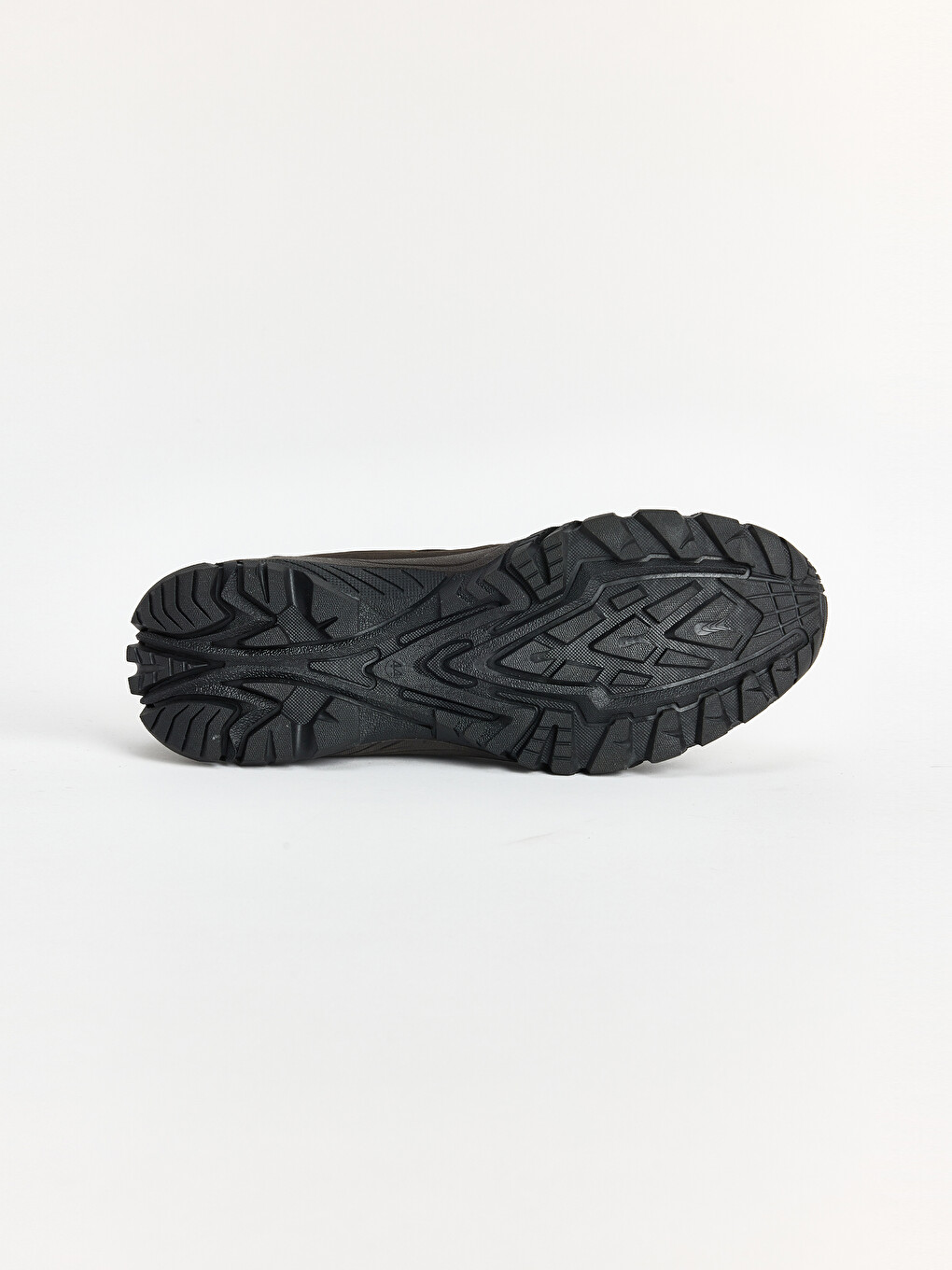 Man Brown Trekking Shoes-3