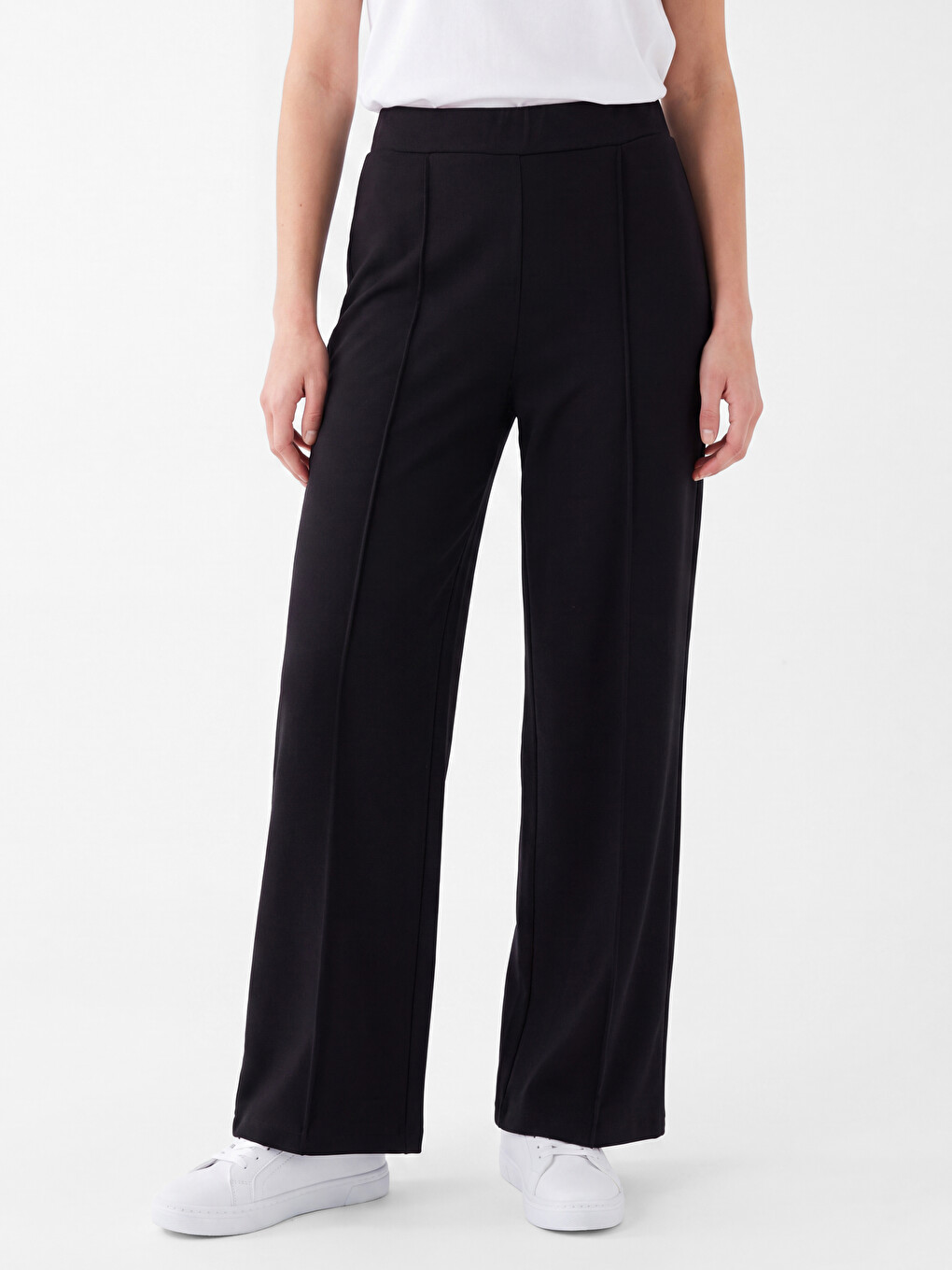 Woman Black Sweatpants-1