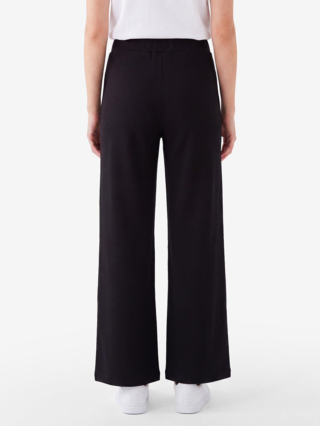 Woman Black Sweatpants-3