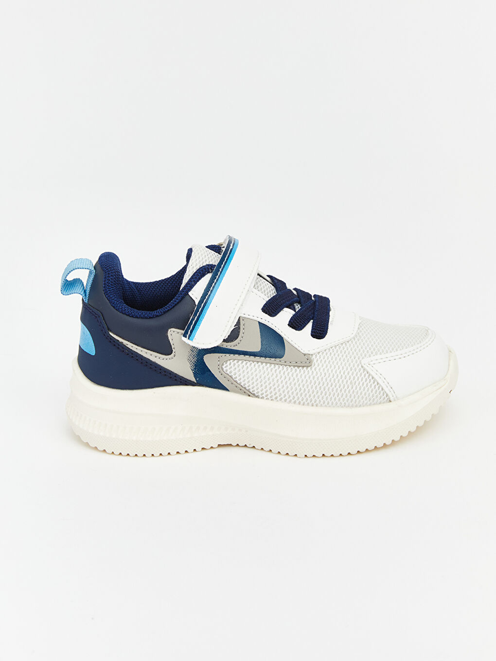 أحذية رياضية-1