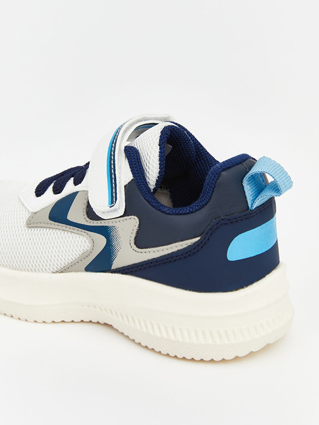 أحذية رياضية-4