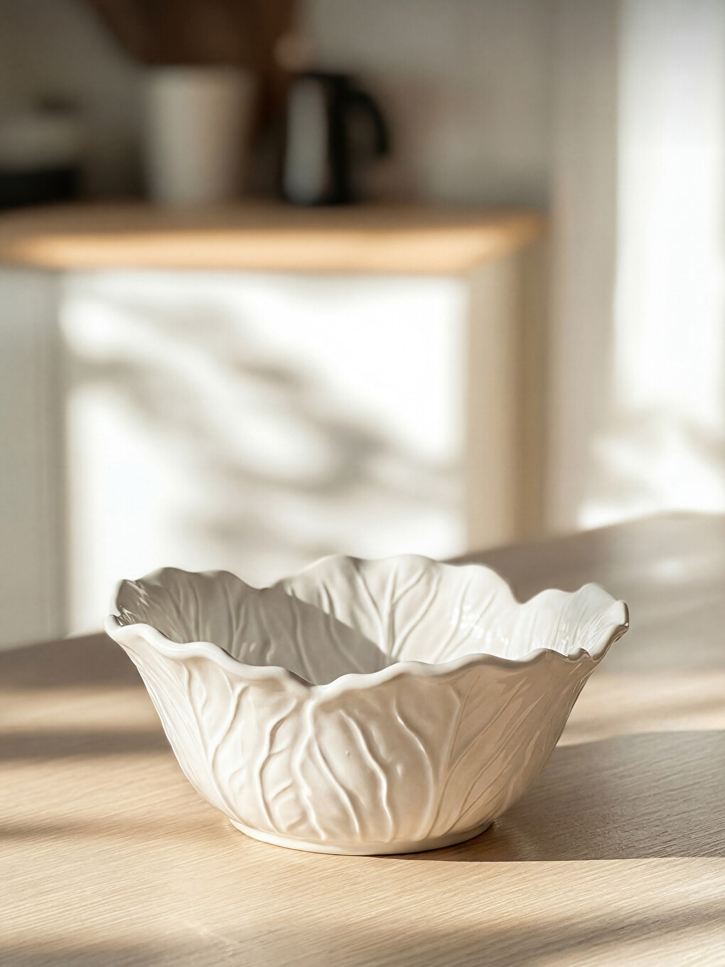 Leaf Shaped Embossed Patterned Ceramic Bowl