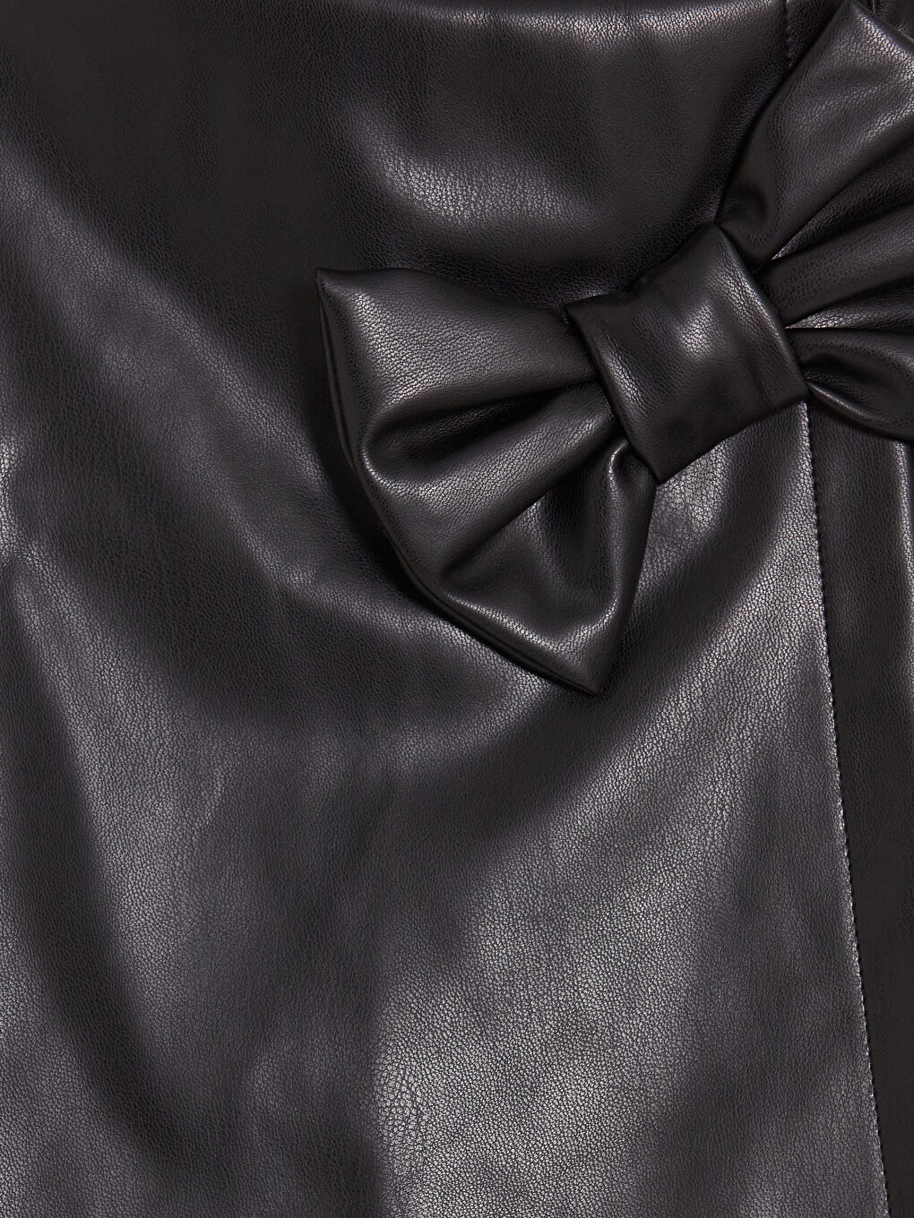 Bow Detailed Girls' Faux Leather Skort-1