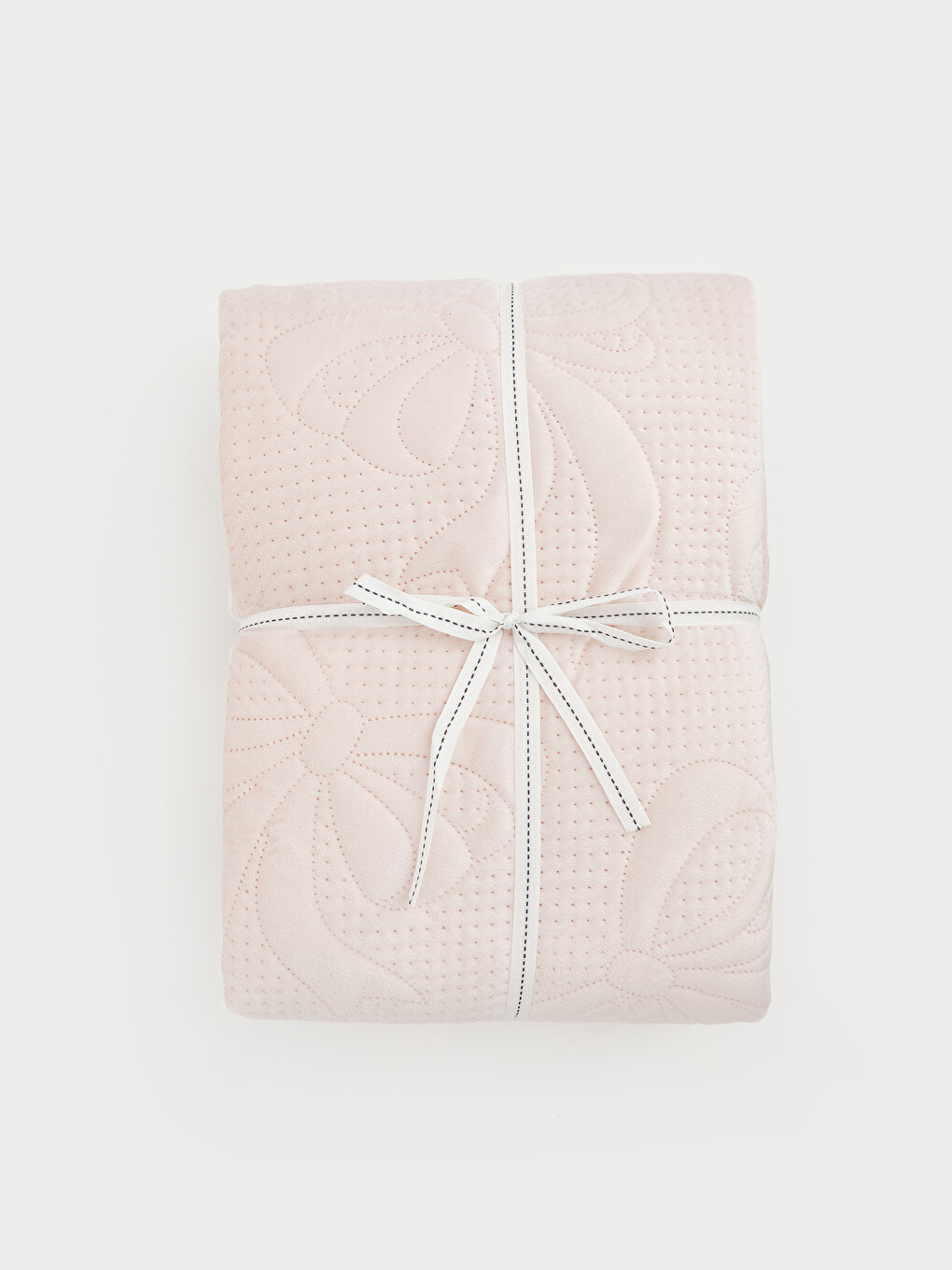 Quilted Patterned Double Bedspread-1