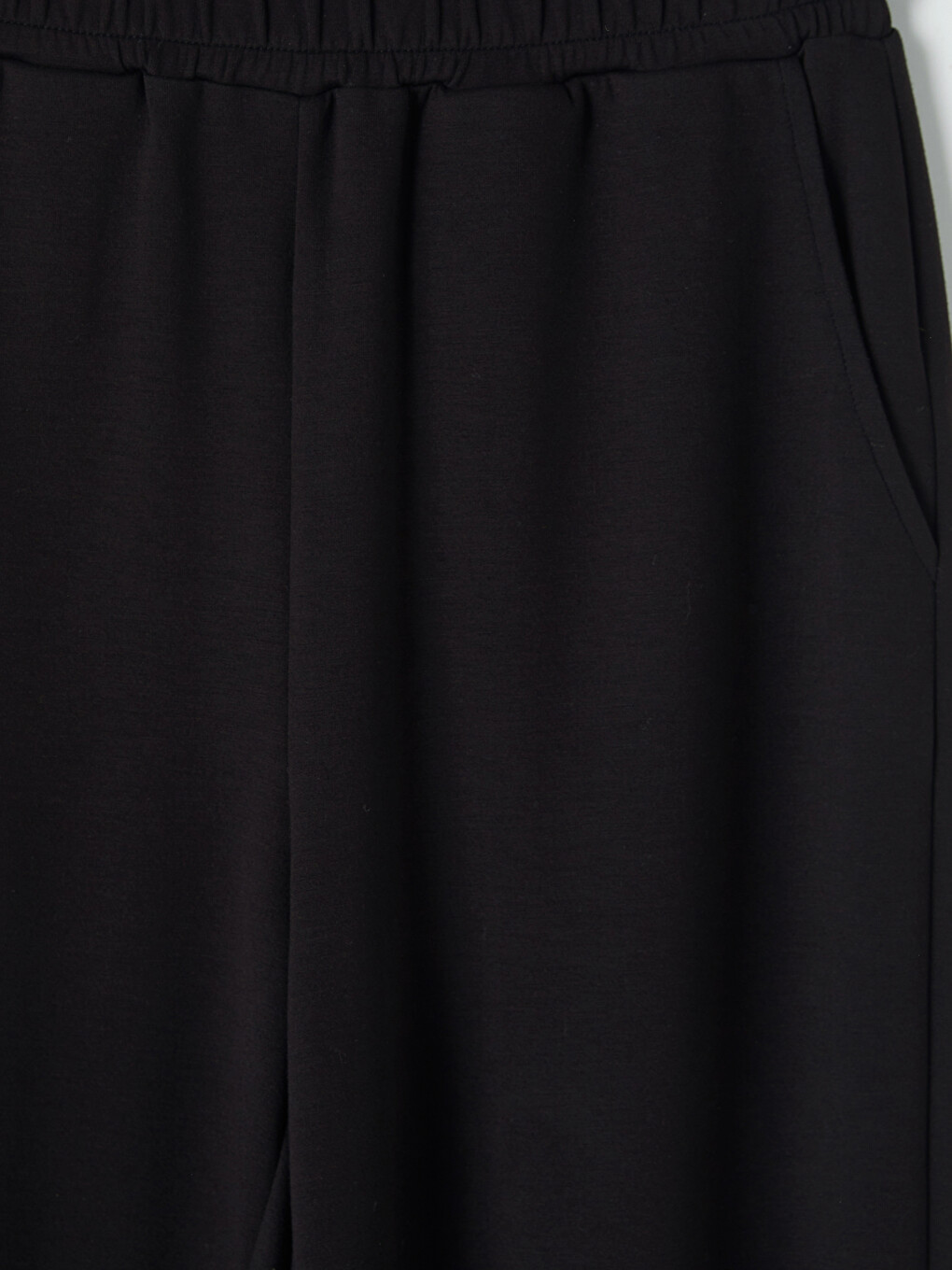 Woman Black Jogger Sweatpants-6