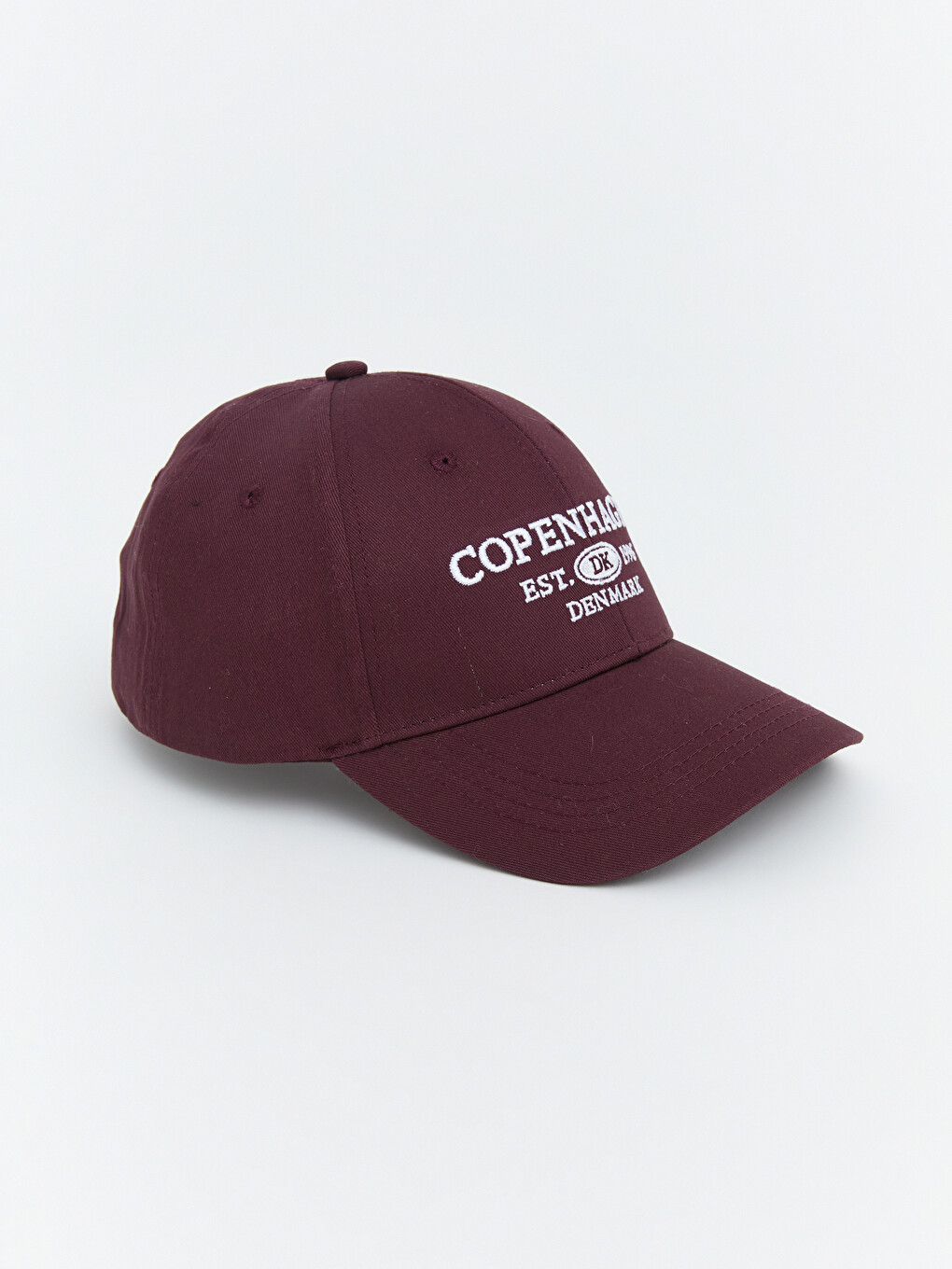 Copenhague Casquette Brodée En Gabardine Pour Femme-1