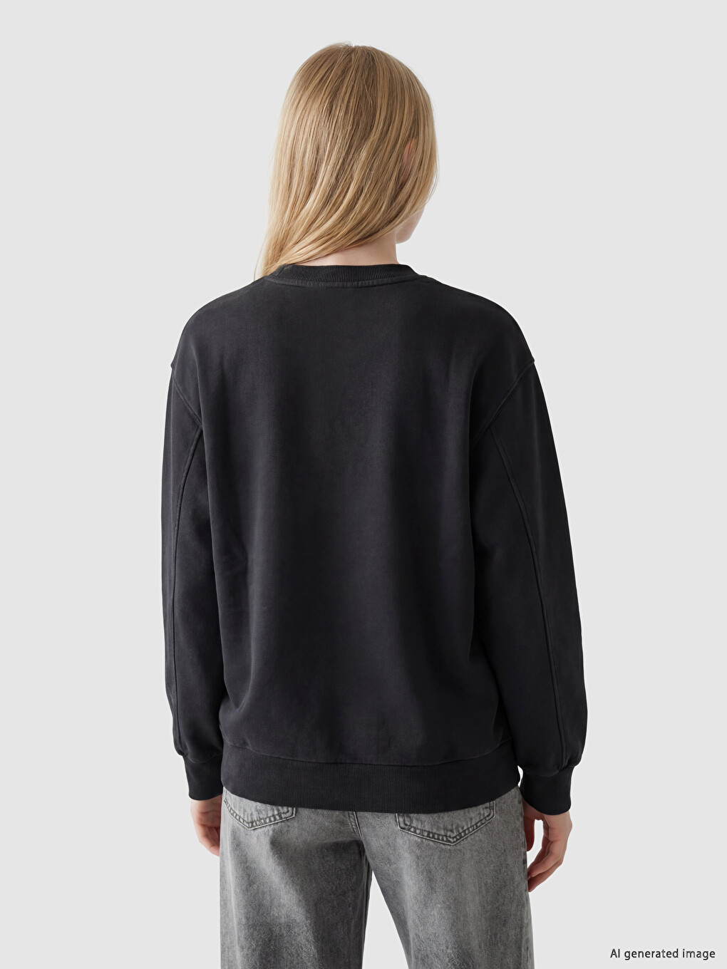 Lilo & Stitch Printed Women's Relaxed Fit Sweatshirt-3