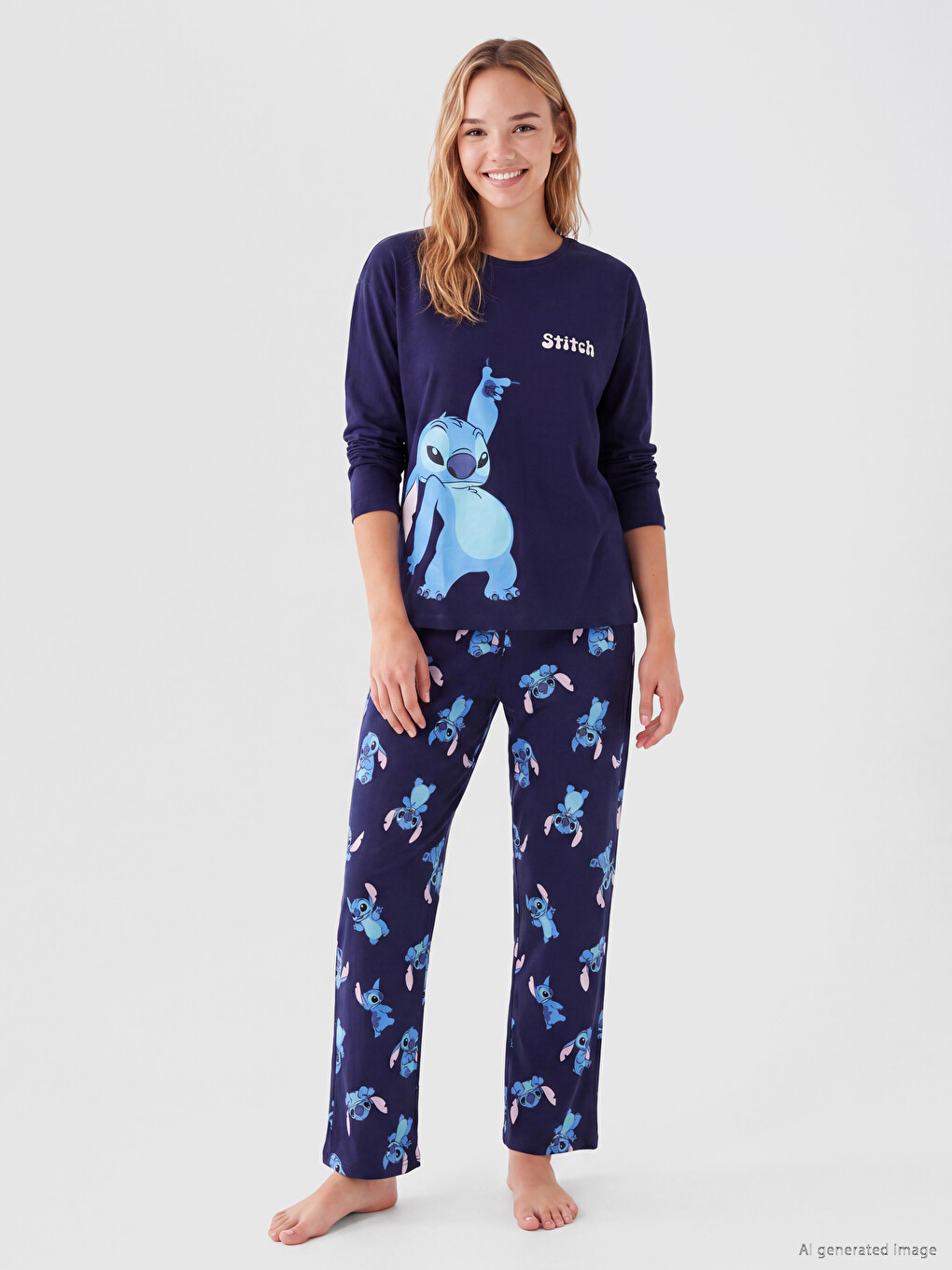 Lacivert Stitch Baskılı Kadın Pijama Takım-1