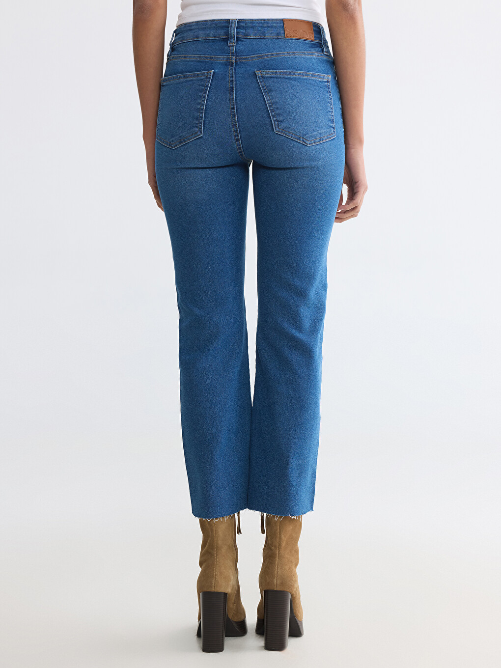 Yüksek Bel Slim Fit Kadın Jean Pantolon-3