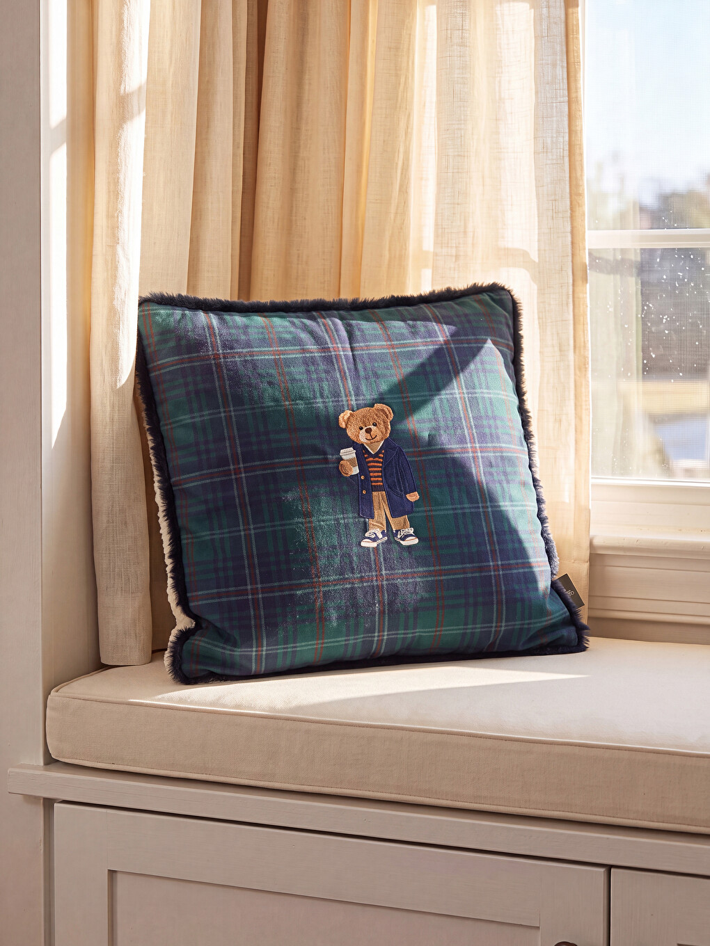 Bear Teddy Embroidered Cushion Case 45x45 Cm