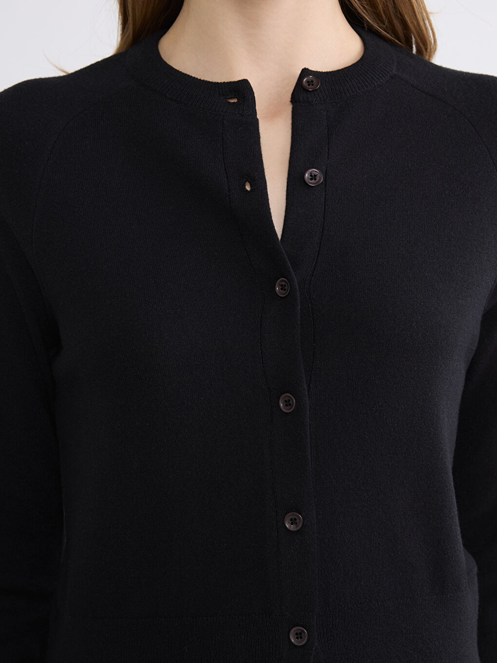 Siyah Bisiklet Yaka Kadın Triko Hırka-2