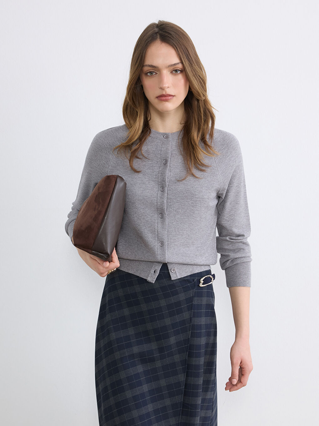 Gri Bisiklet Yaka Kadın Triko Hırka