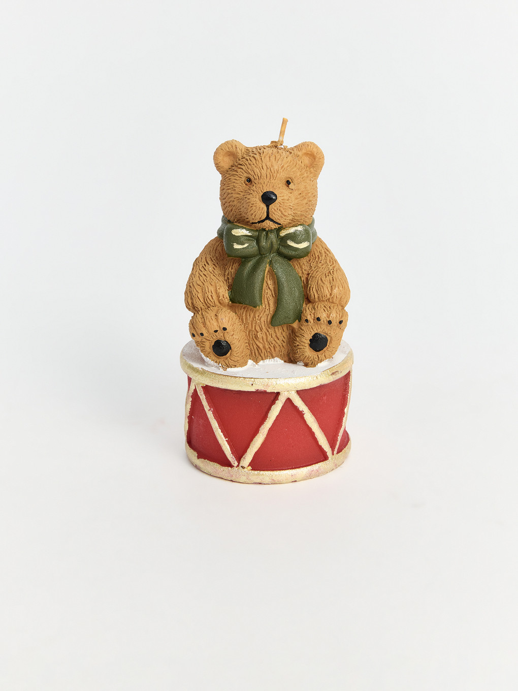 Decorative Drum On Bear Figured Candle-1
