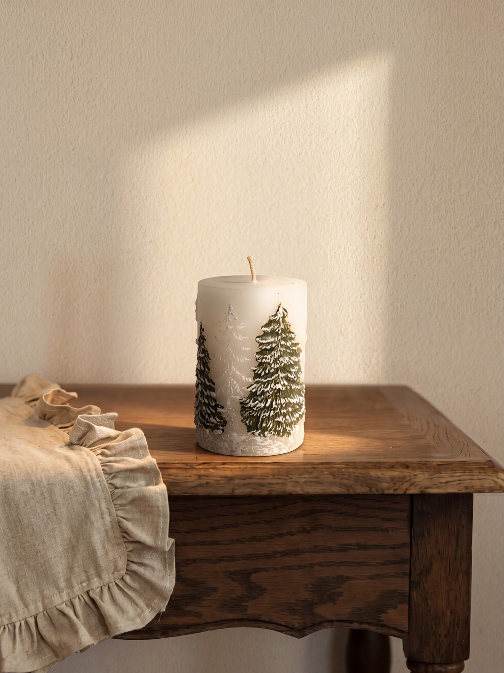 Pine Tree And Snow Scenery Embossed Candle