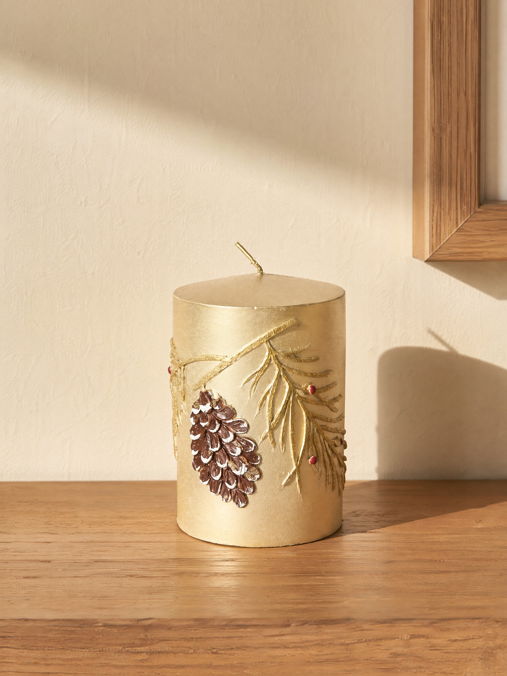 Pinecone And Pine Branch Patterned Candle
