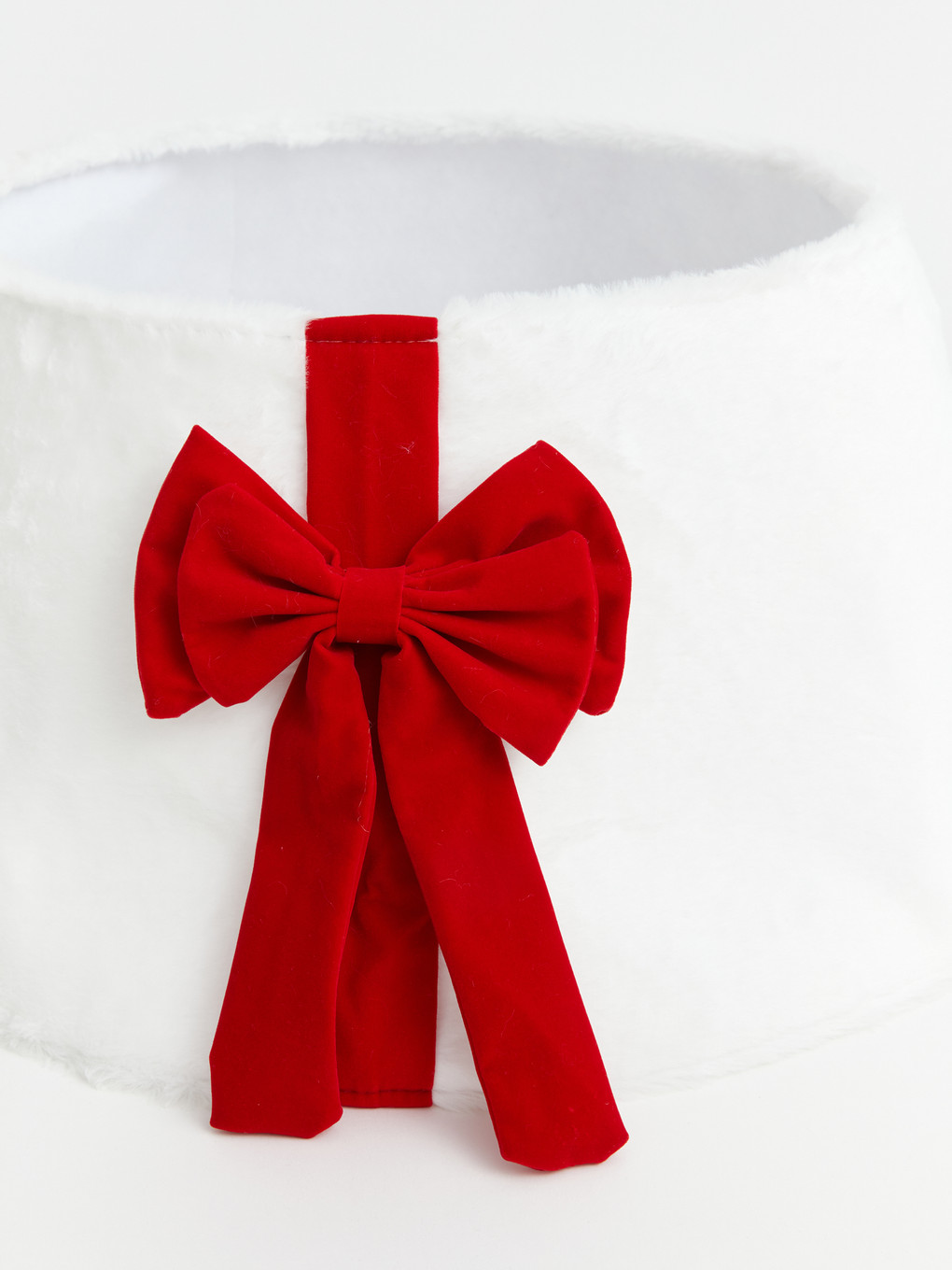 Bow Detailed Plush New Year Tree Skirt-3