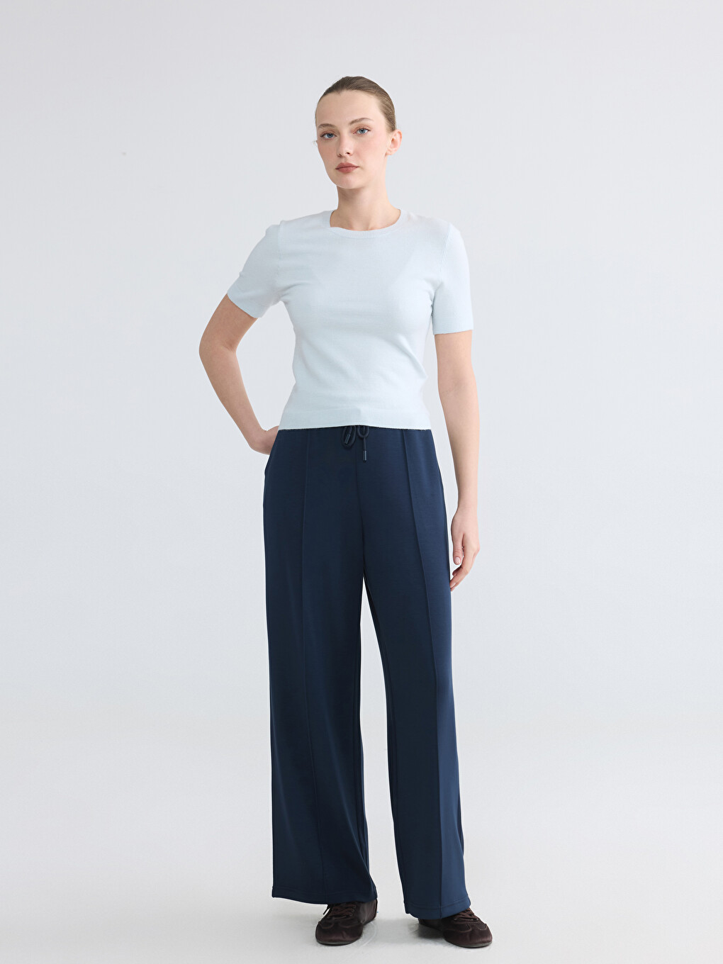 Pantaloni De Trening Bleumarin Femeie