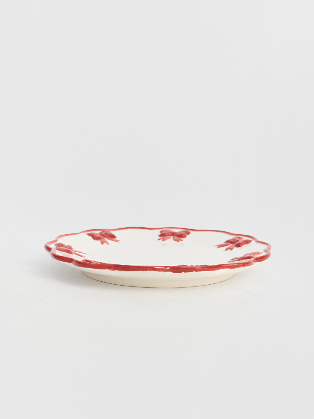 Bow Embossed Detailed Wavy Edged Plate-3