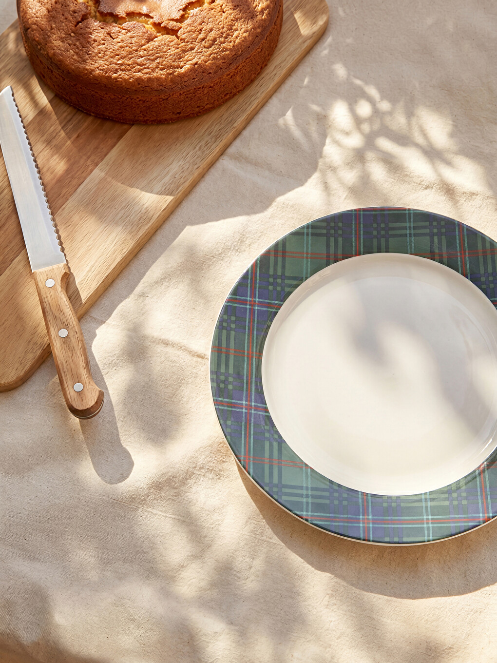 Plaid Patterned Porcelain Oval Serving Platter