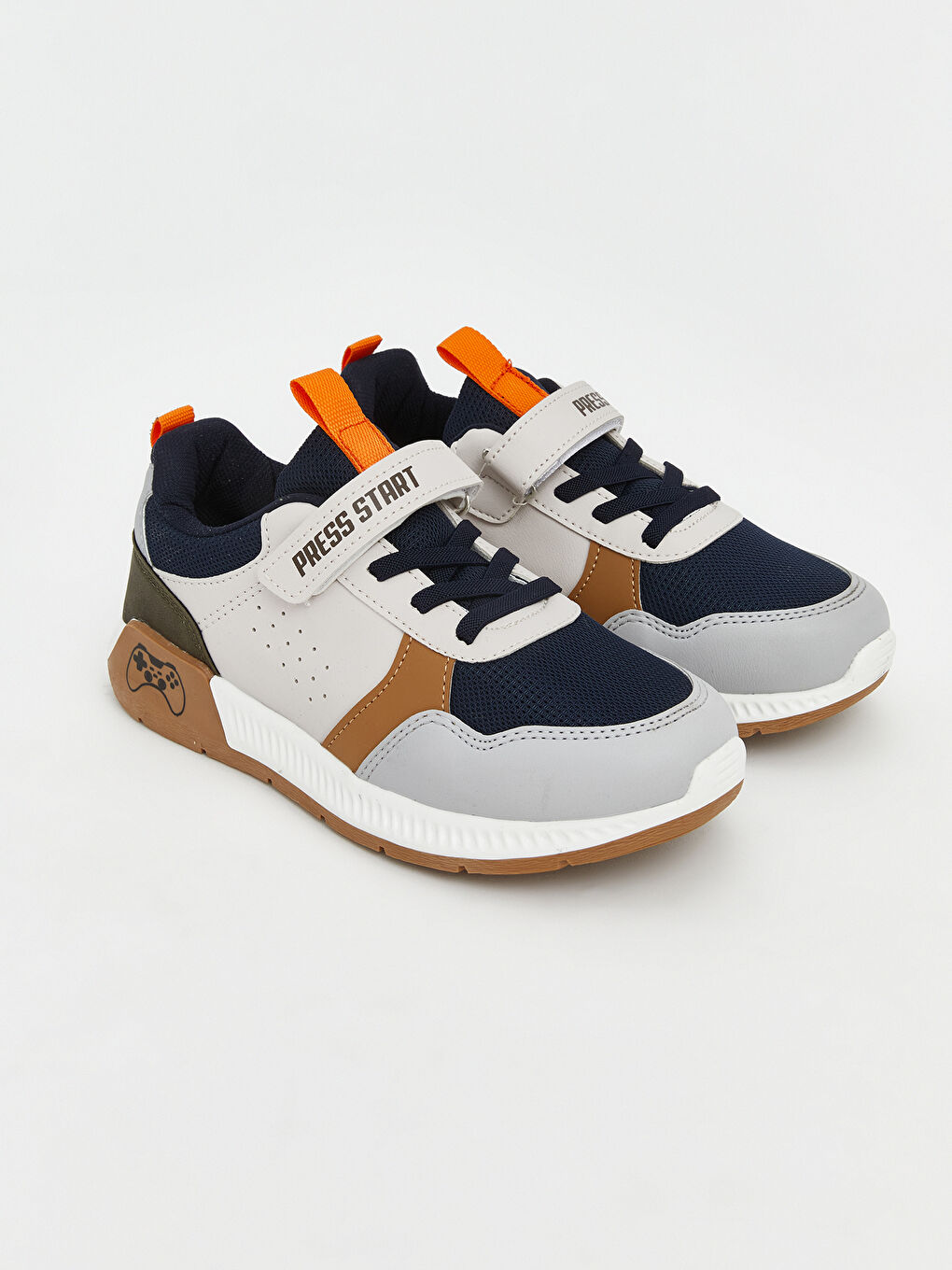 Bej Kalın Tabanlı Erkek Çocuk Spor Ayakkabı