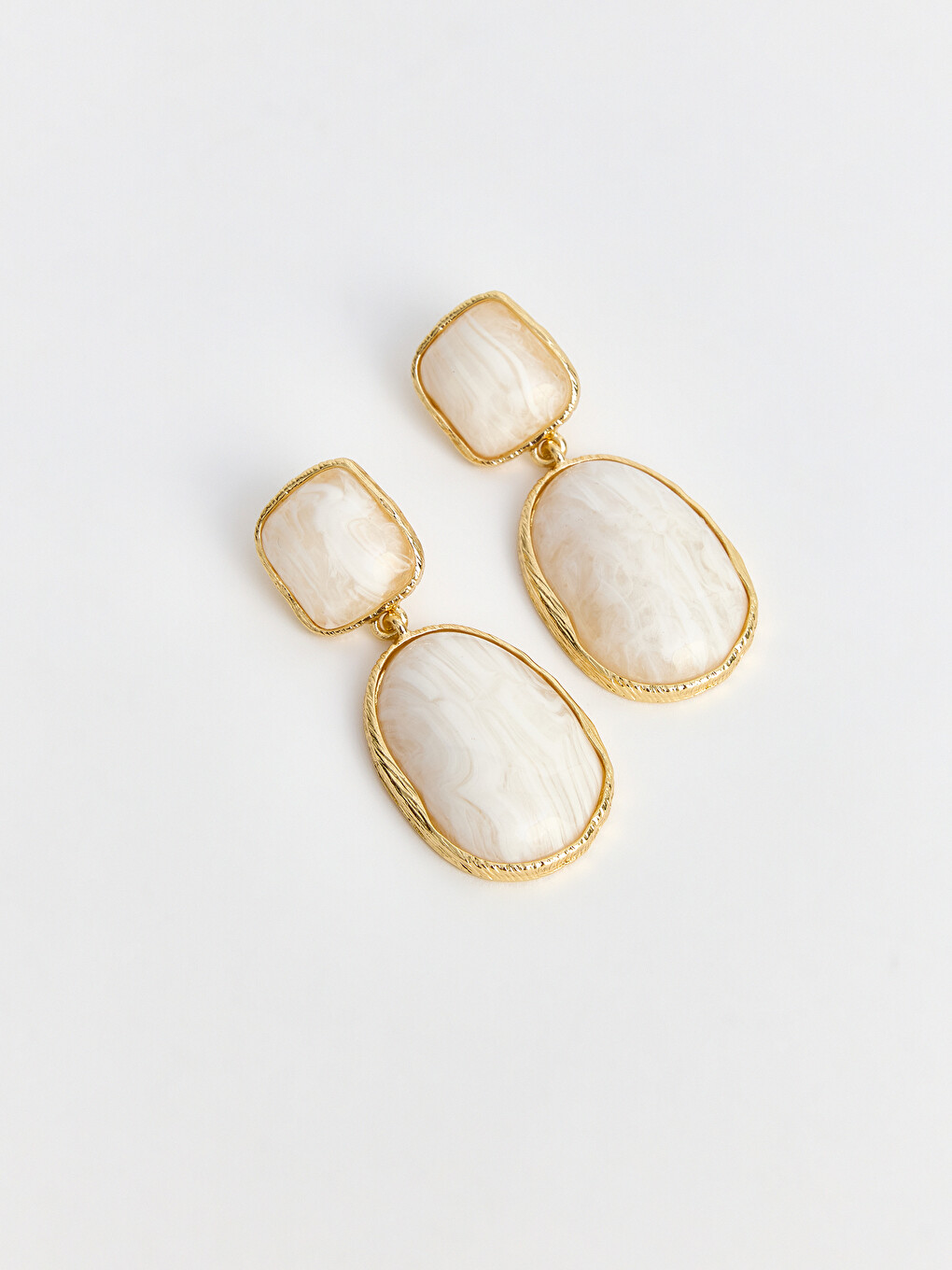Drop Figured Woman Earring