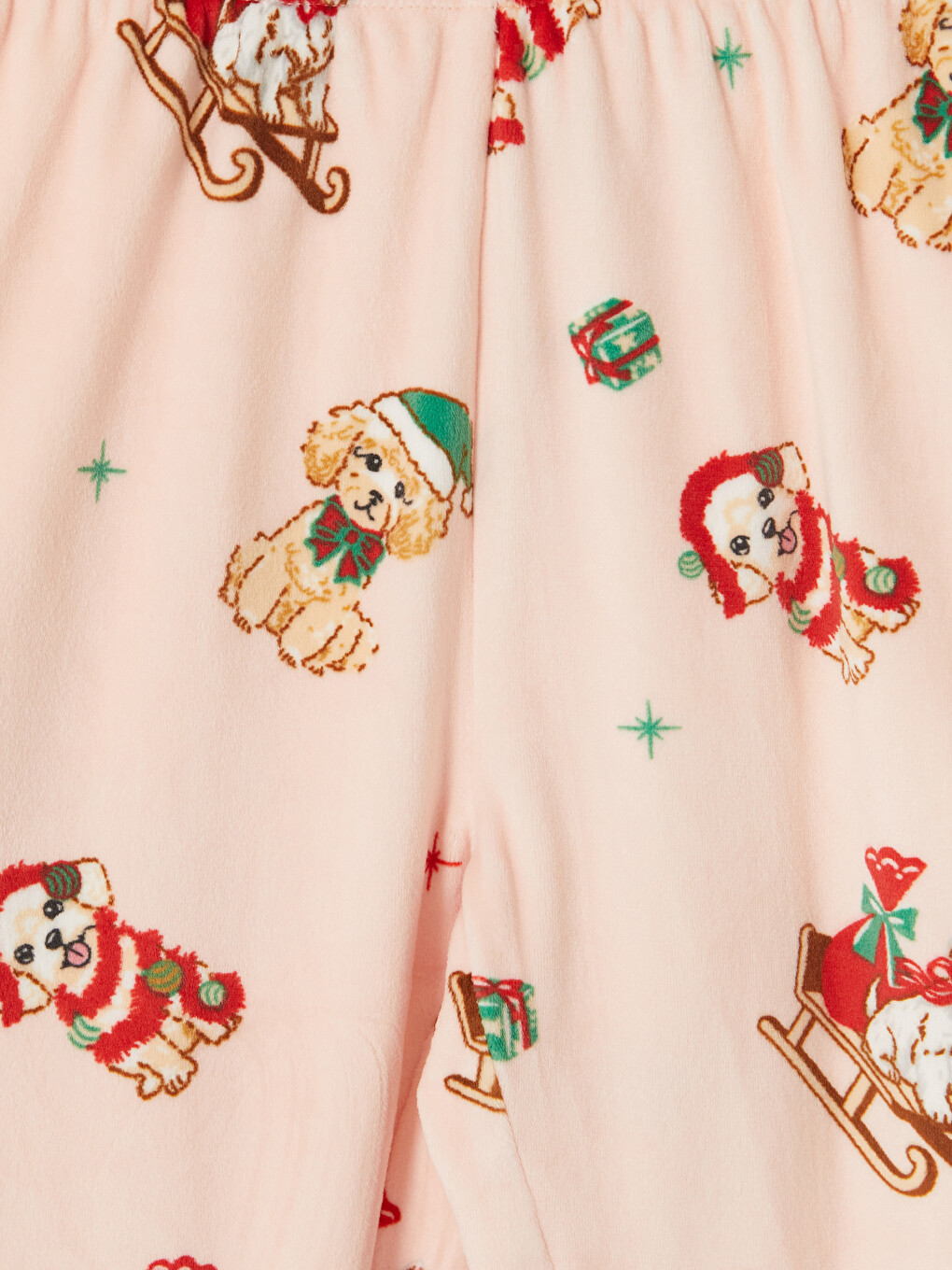 Pembe Yılbaşı Temalı Kız Çocuk Pijama Takımı-5