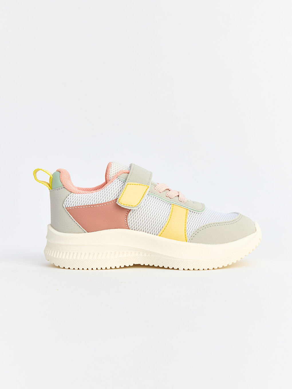 حذاء رياضي للبنات بأربطة وإغلاق بشريط لاصق-1