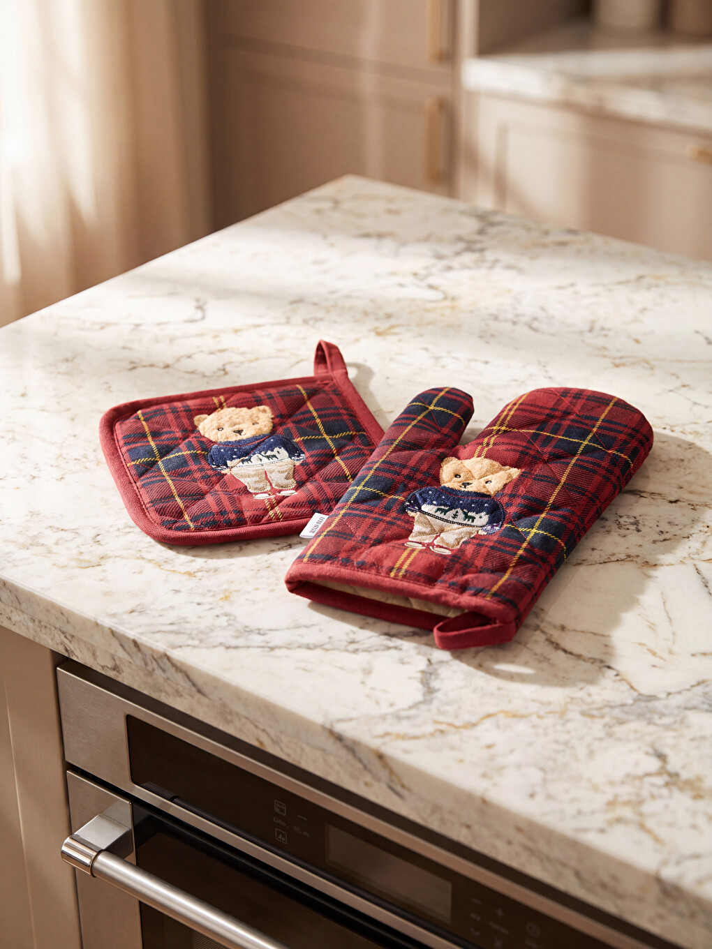 Bear Teddy Printed Oven Mitten And Pot Holder
