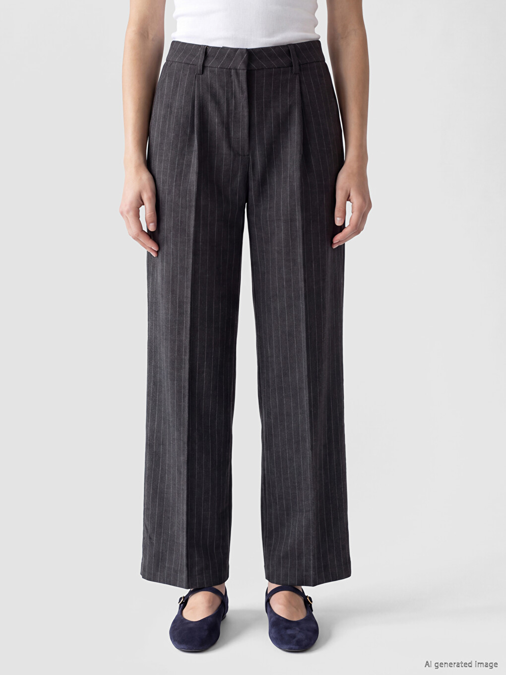 Ženske Prugaste Pantalone Sa Širokim Nogavicama Regular Fit-1