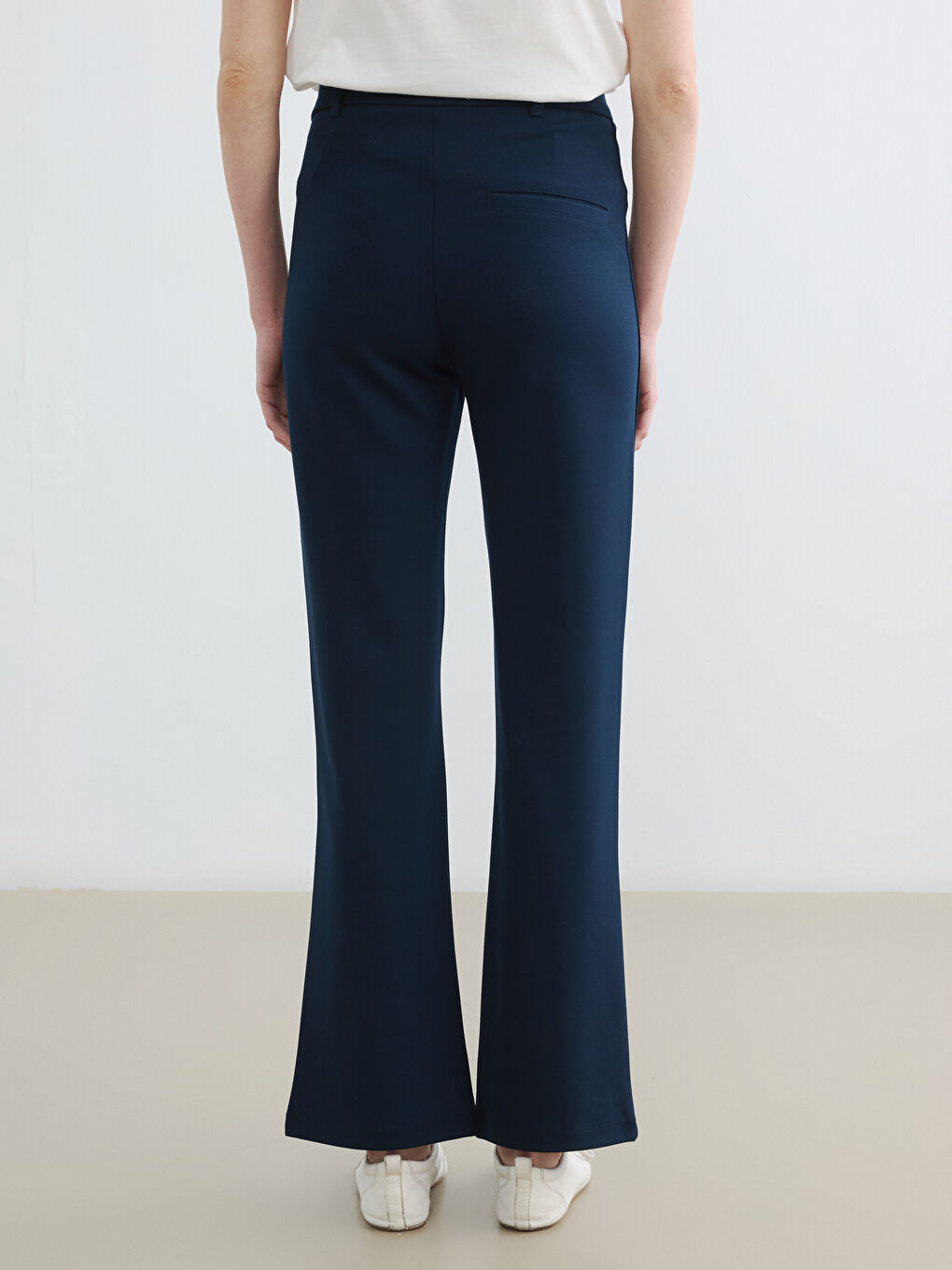 Lacivert Dar Fit İspanyol Paça Kadın Pantolon-3