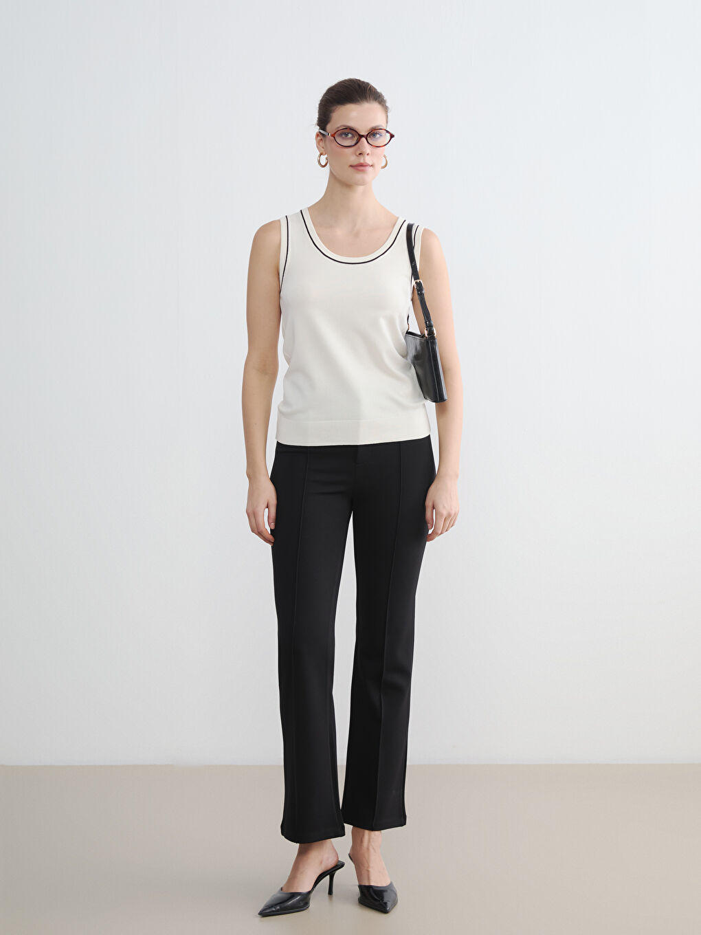 Slim Fit Flare Ženske Pantalone