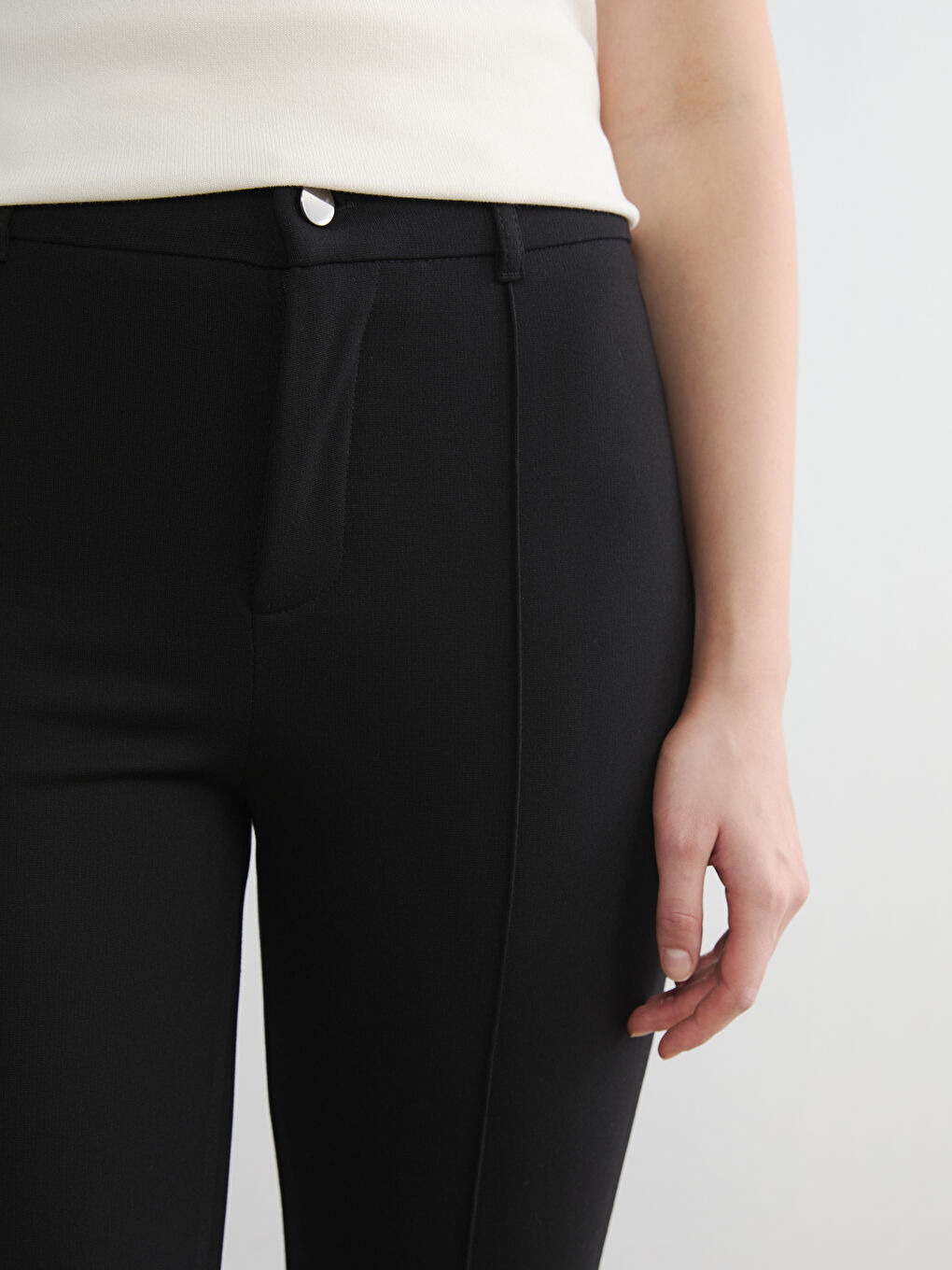 Slim Fit Flare Ženske Pantalone-2