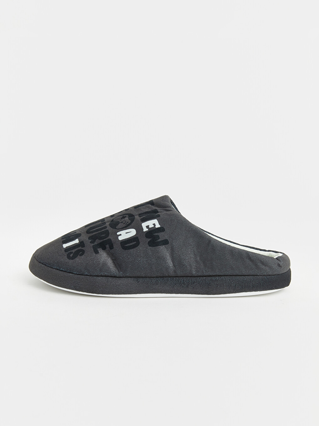 Front Closed Boys' Home Slipper-1