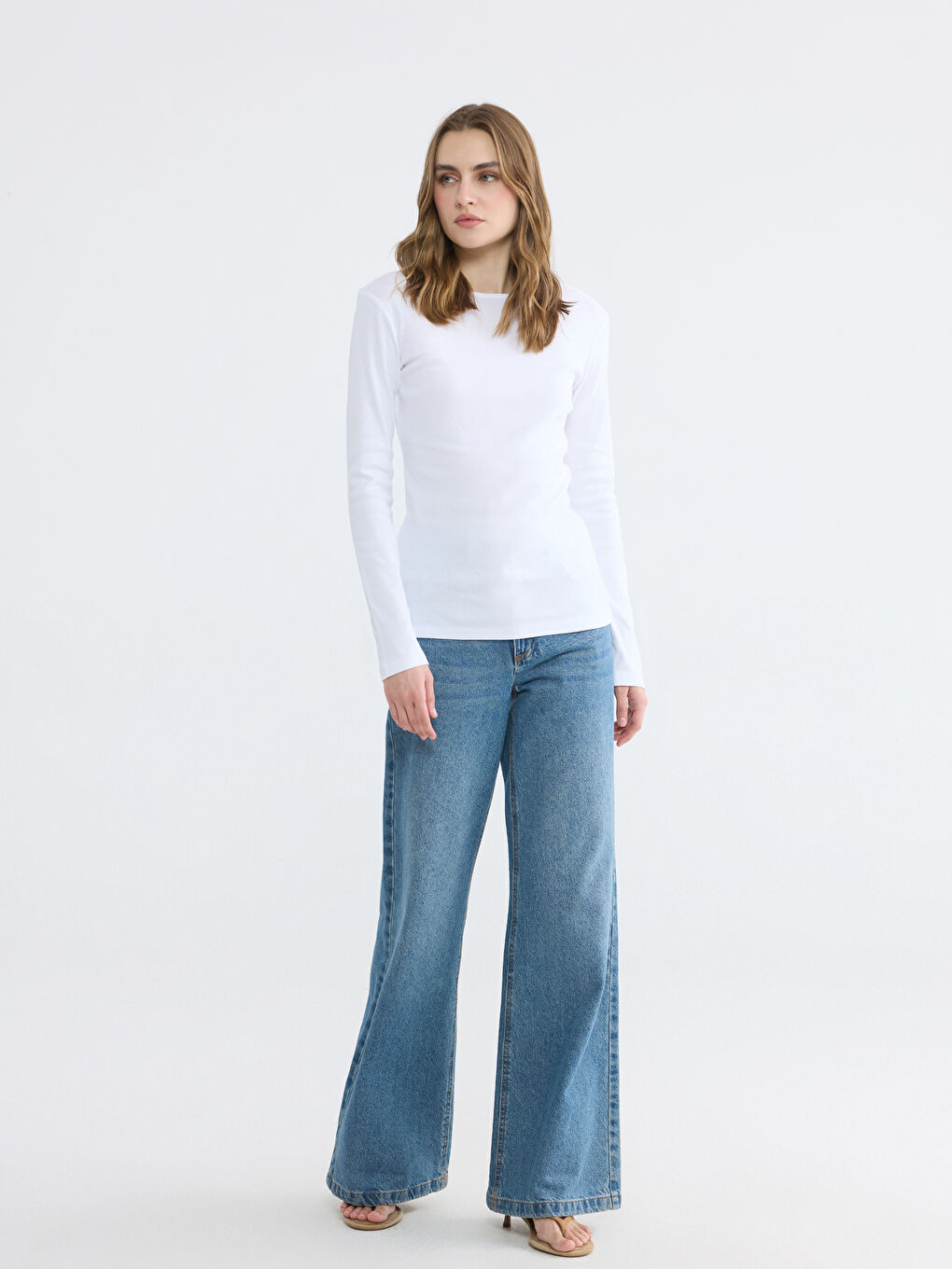 Beyaz Bisiklet Yaka Kadın Body-1