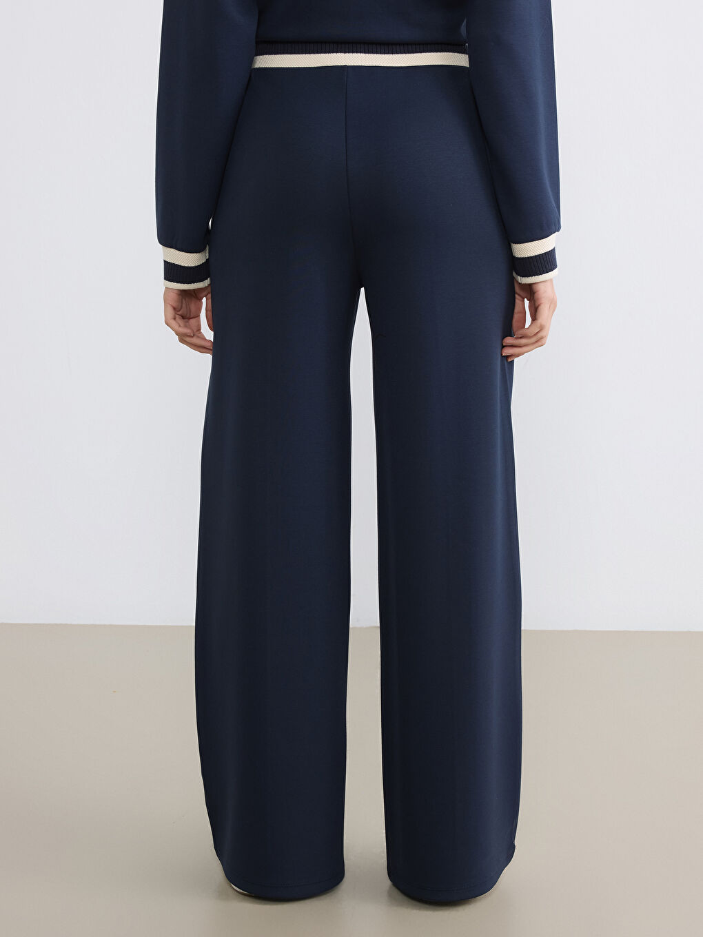 Lacivert Beli Lastikli Soft Touch Kadın Eşofman Altı-3