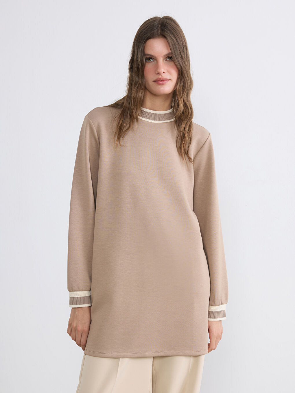 Kahverengi Dik Yaka Soft Touch Kadın Sweatshirt Tunik