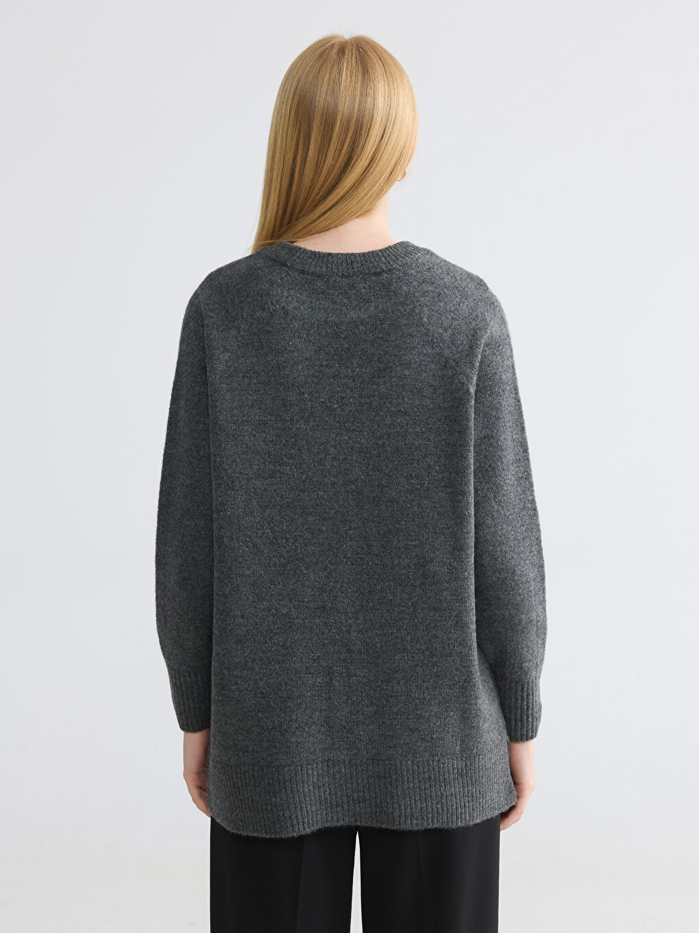 Gri Bisiklet Yaka Oversize Kadın Triko Tunik-3